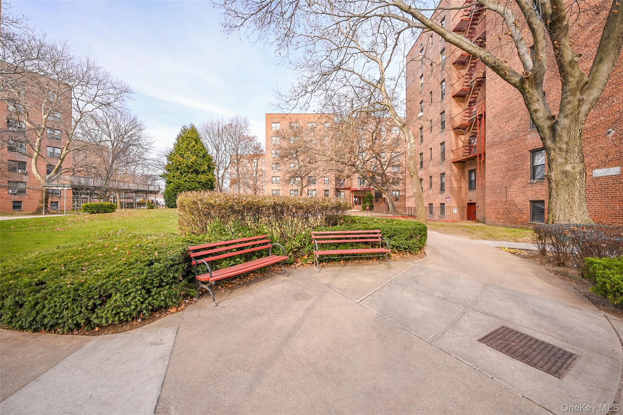 #17 photo, 15030 71st Avenue, 플러싱 Flushing , NY 11367