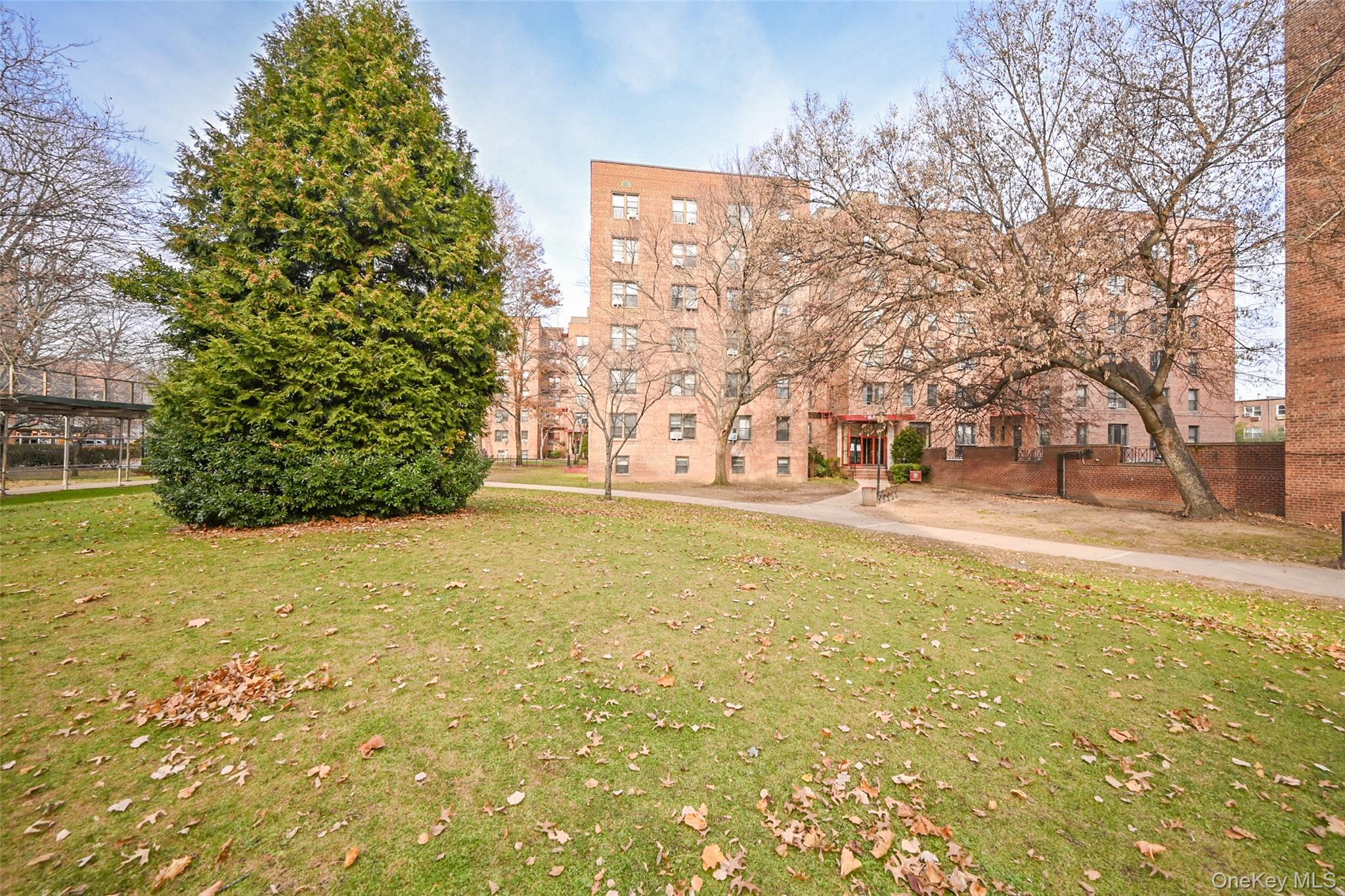 #18 photo, 15030 71st Avenue, 플러싱 Flushing , NY 11367