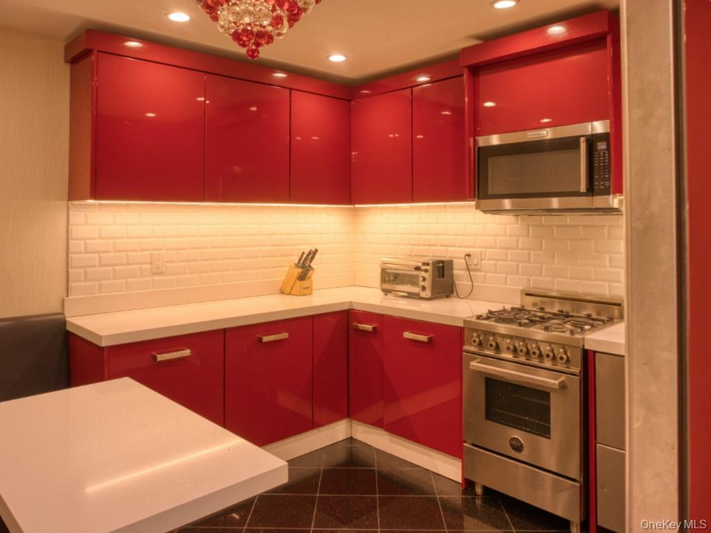 #2 photo, 2955 Ocean Parkway, Brooklyn , NY 11235