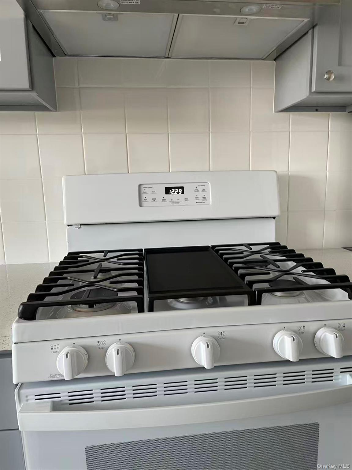 #7 photo, 14943 35th Avenue, फ्लशिंग Flushing , NY 11354