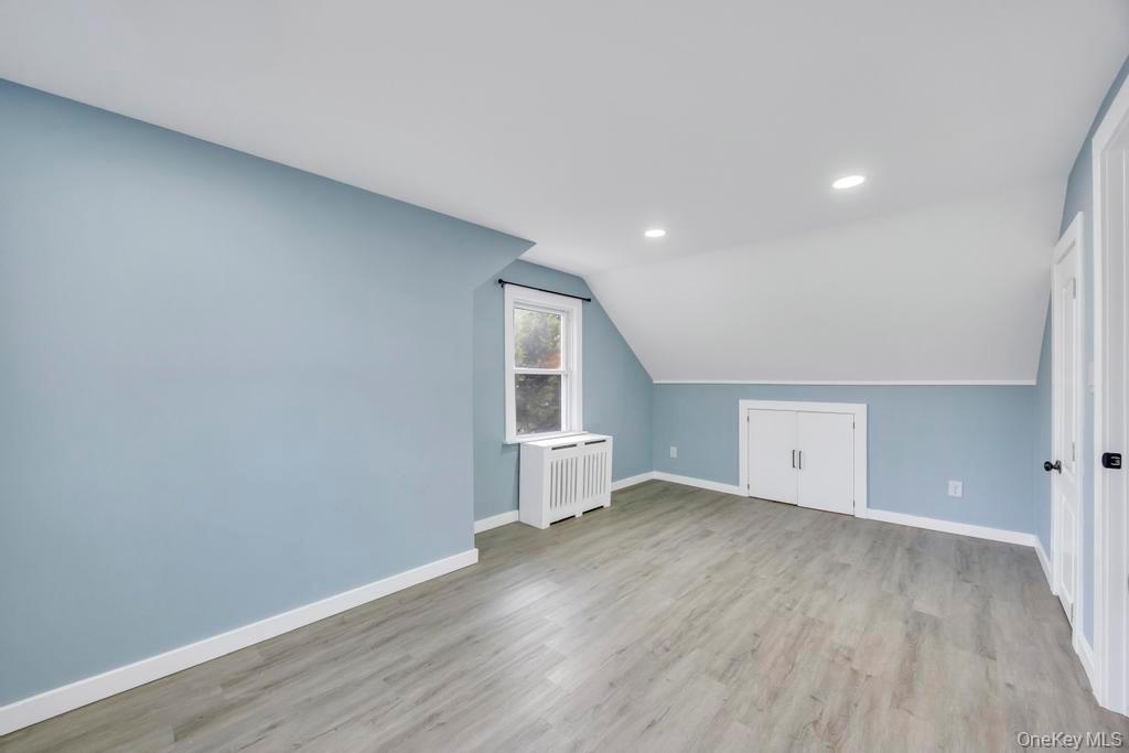 #12 photo, 847 N Clinton Avenue, Lindenhurst , NY 11757