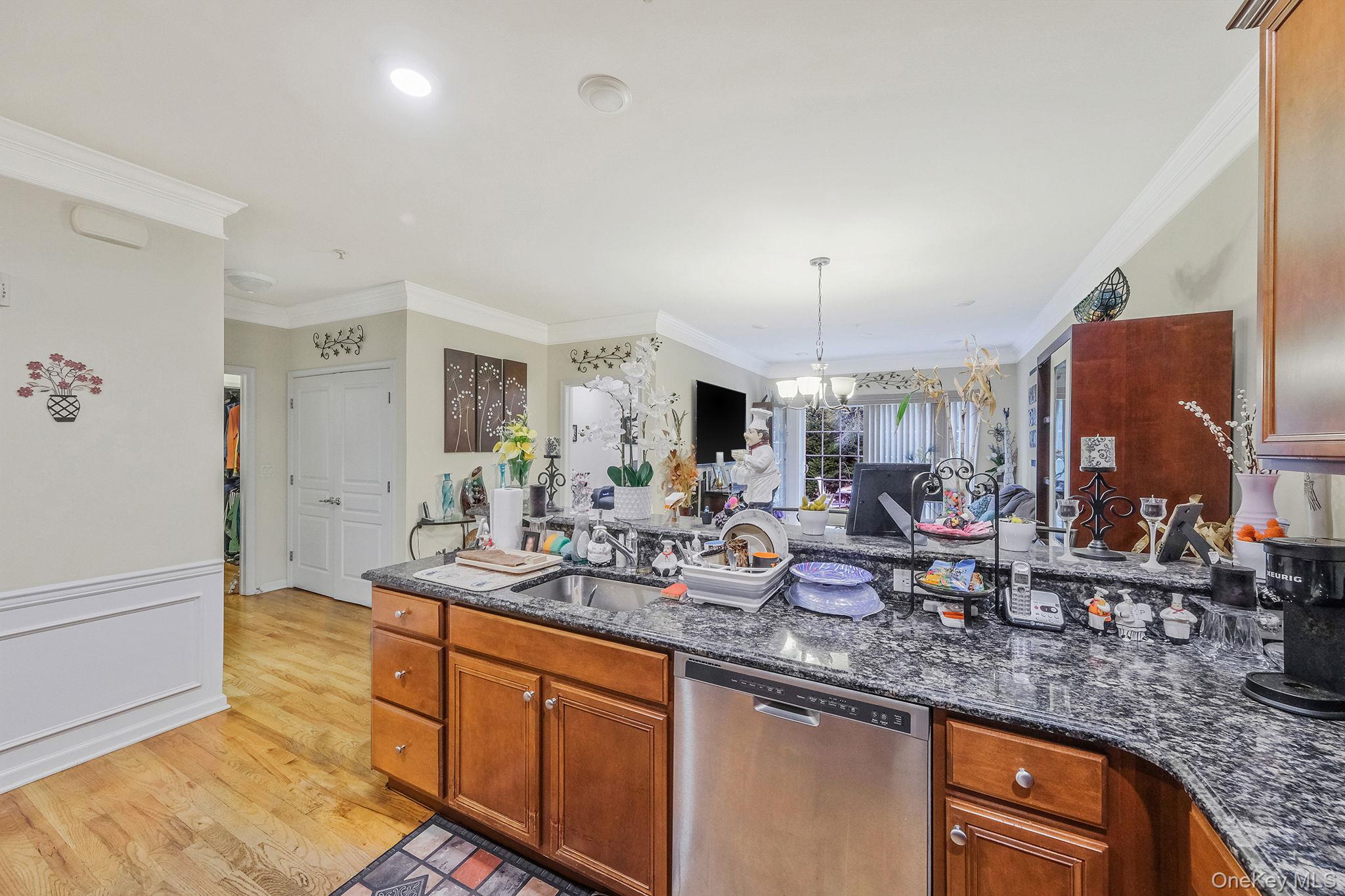 #10 photo, 119 Wildwood Circle, Holtsville , NY 11742