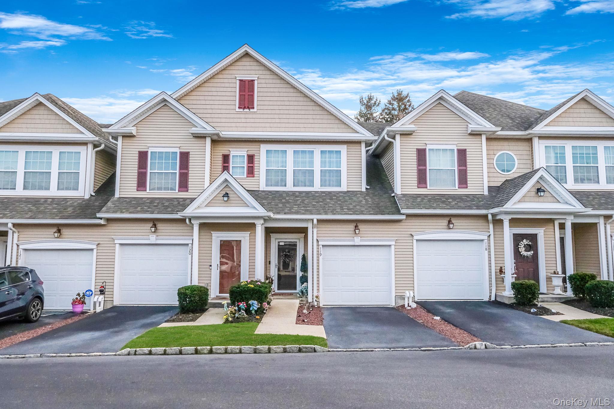 #2 photo, 119 Wildwood Circle, Holtsville , NY 11742