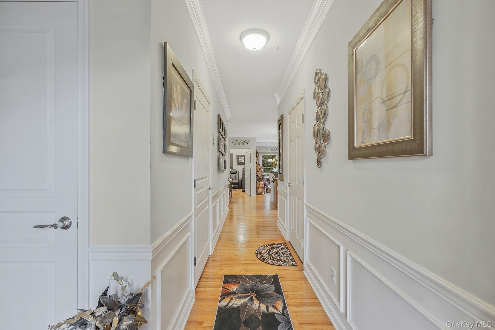 #6 photo, 119 Wildwood Circle, Holtsville , NY 11742