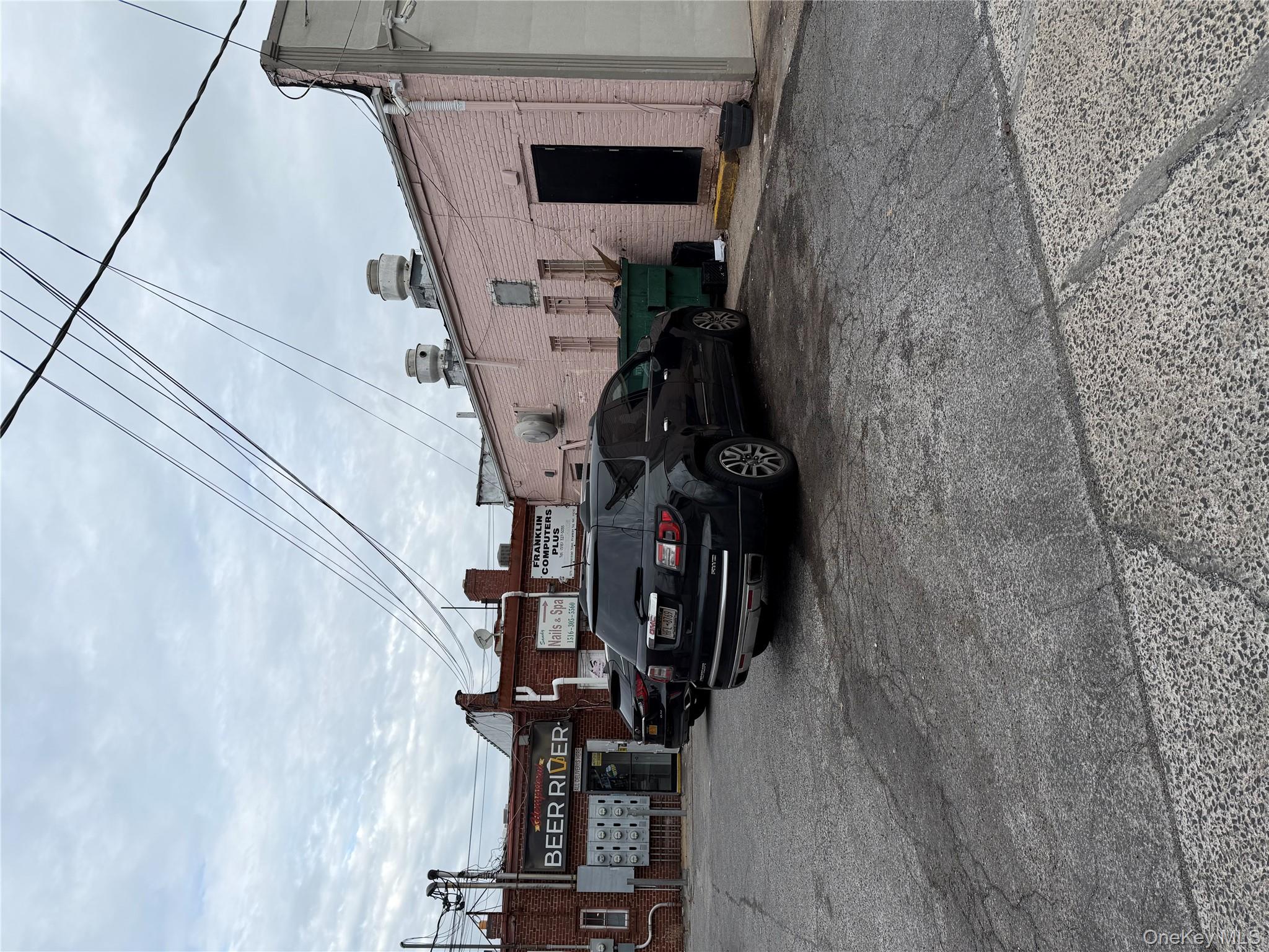 #3 photo, 979 hempsted tpke, Franklin Square , NY 11010