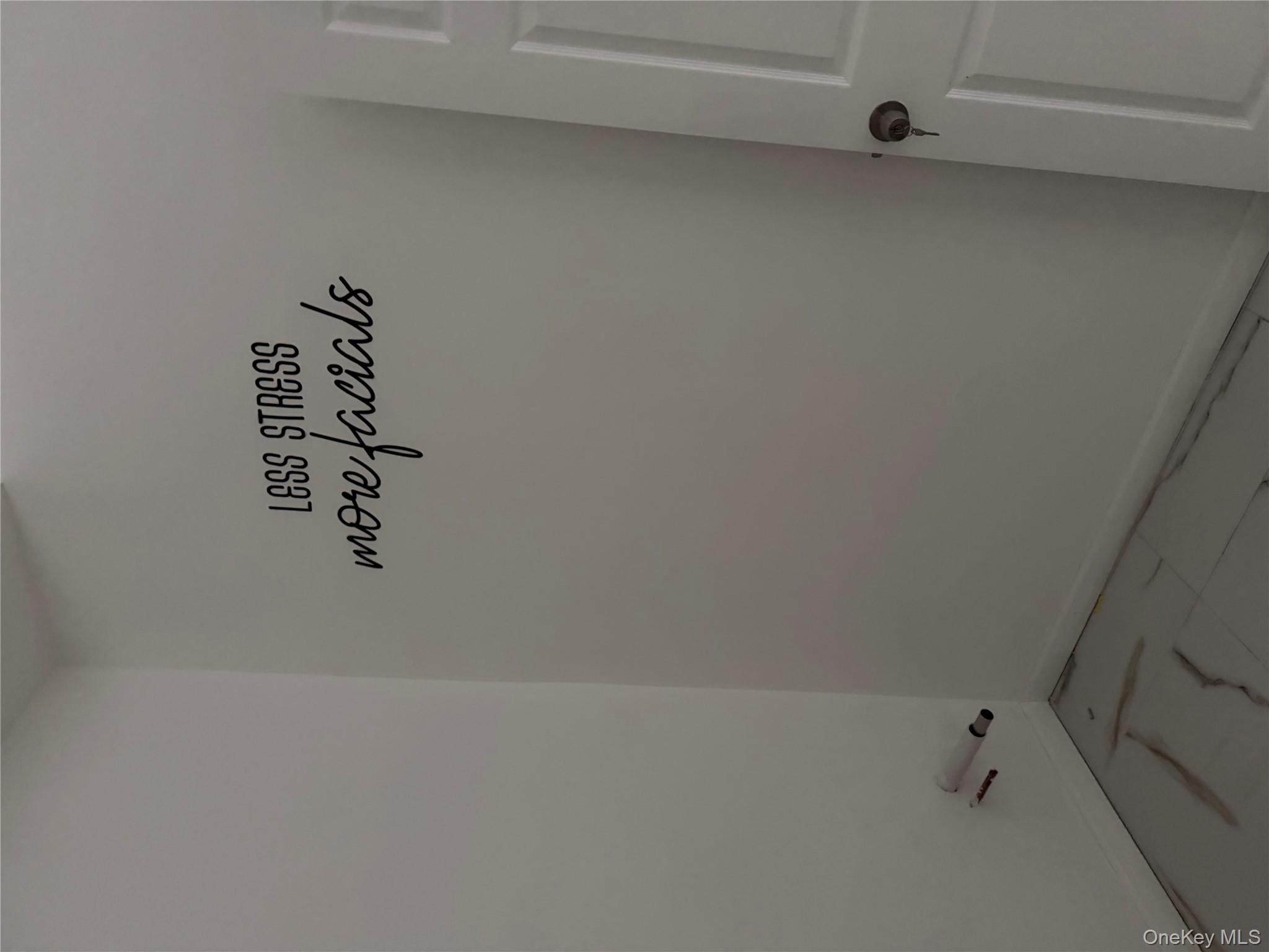 #7 photo, 979 hempsted tpke, Franklin Square , NY 11010