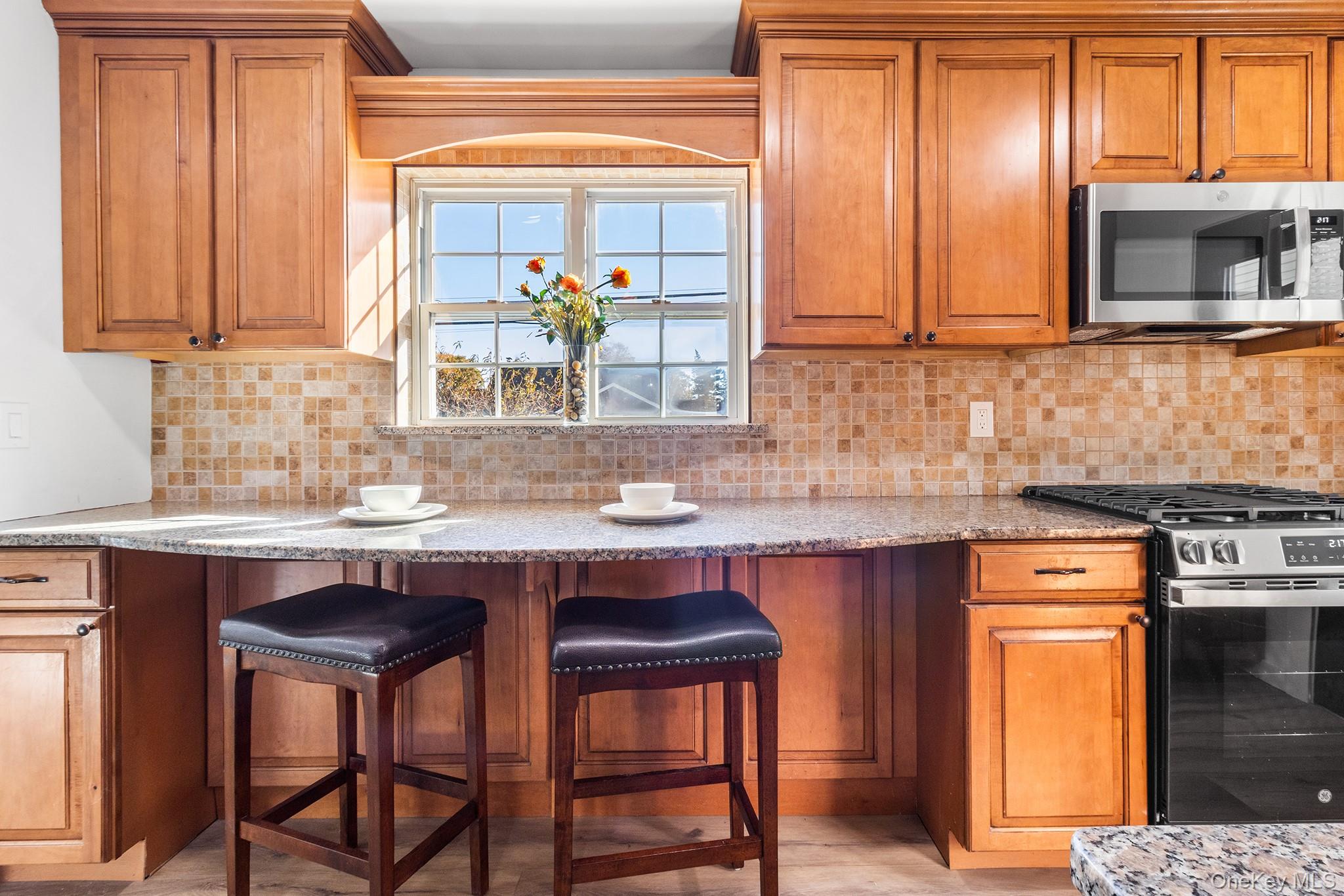 #9 photo, 403 15th Street, West Babylon , NY 11704