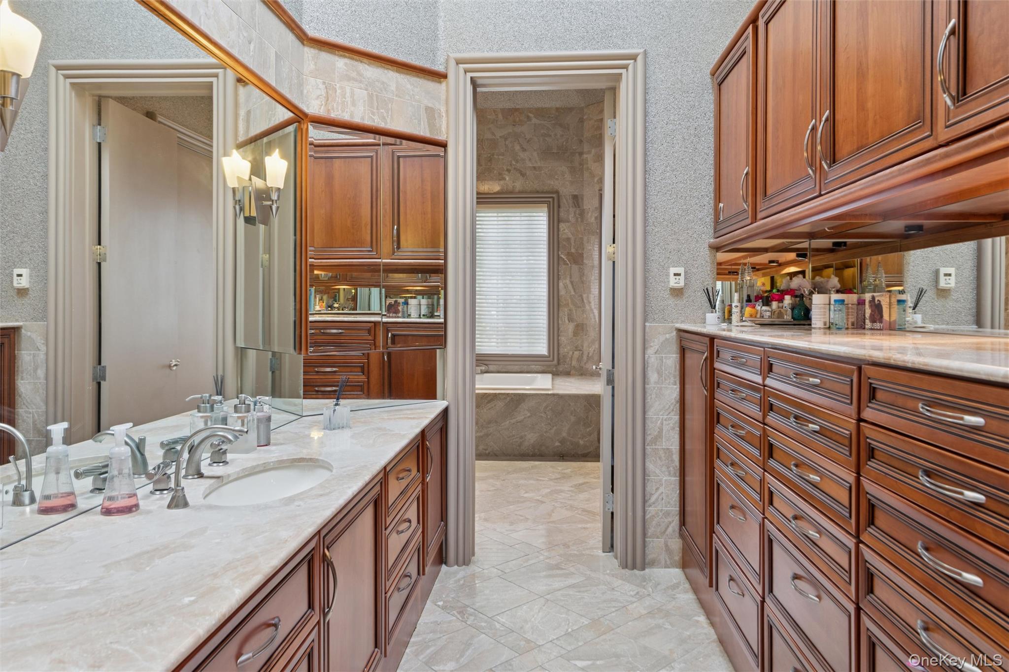 #10 photo, 22 Willow Road, 长岛 Woodsburgh , NY 11598