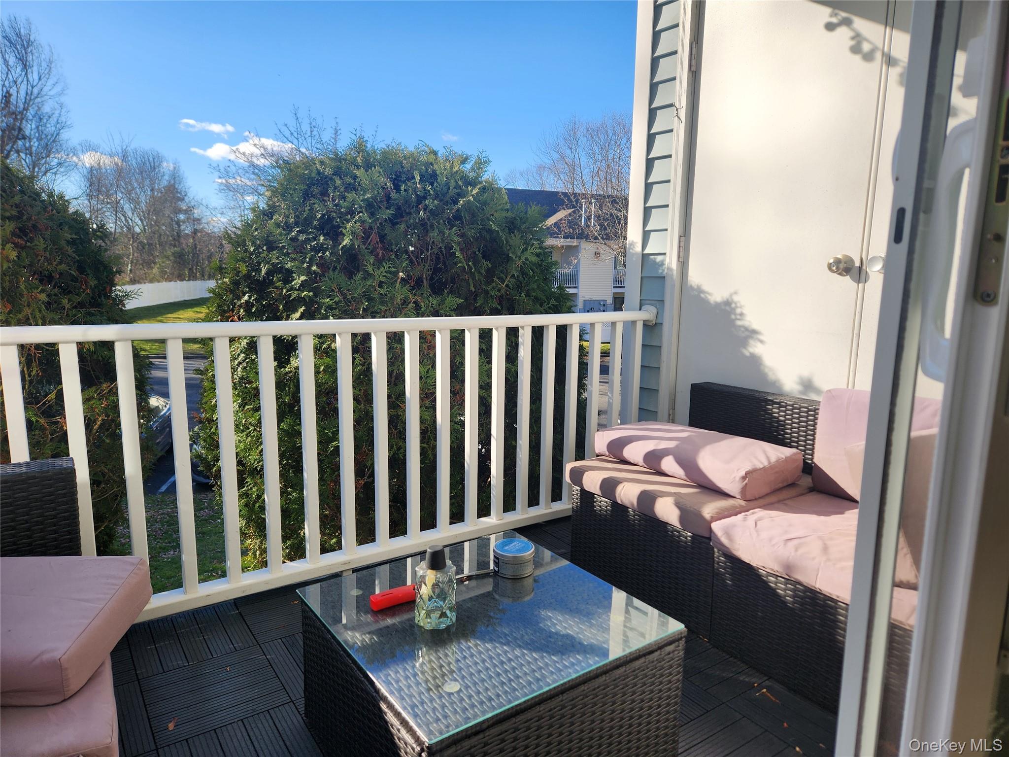 #16 photo, 334 Artist Lake Drive, Middle Island , NY 11953