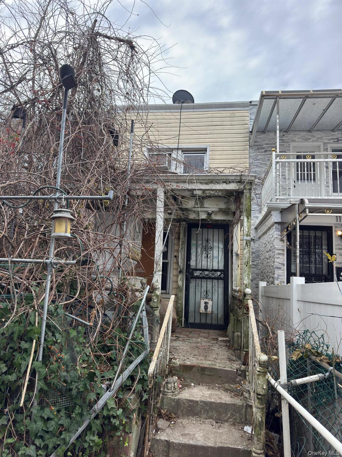 #1 photo, 11842 155th Street, קווינס Baisley Park , NY 11434