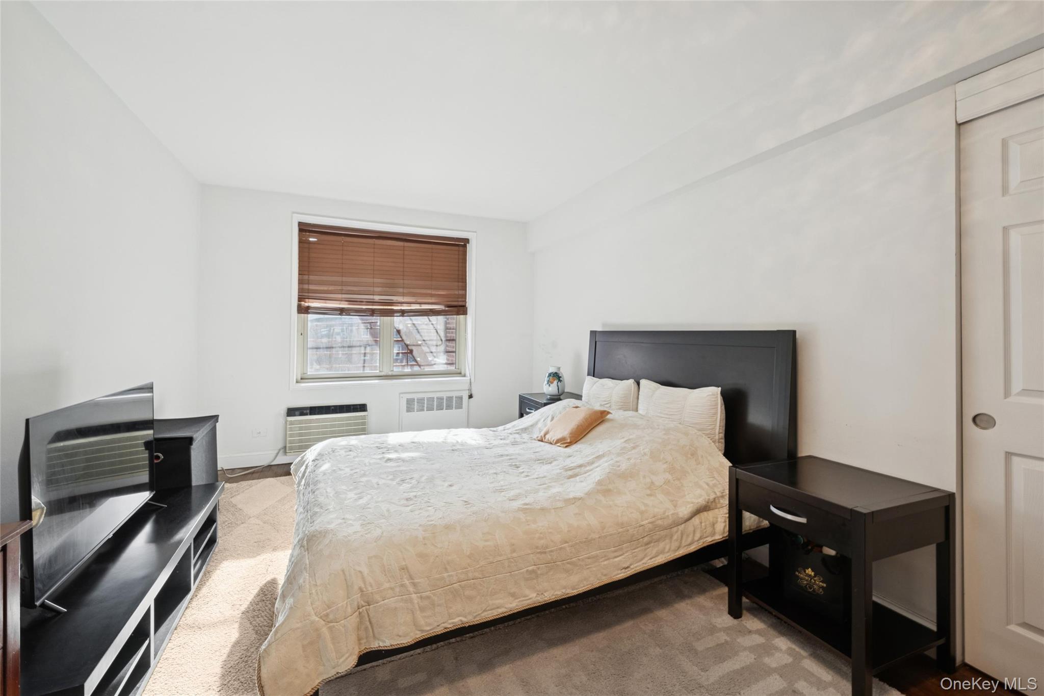 #16 photo, 2345 Bell Boulevard, Bayside , NY 11360