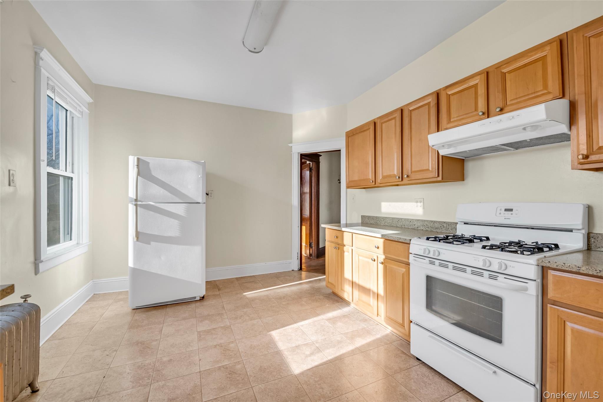 #13 photo, 149-20 9th Avenue, Whitestone , NY 11357