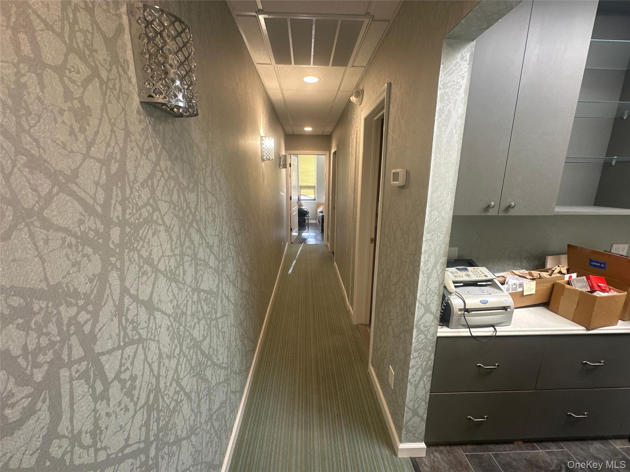 #13 photo, 135 Rockaway Turnpike, מחוז נסאו Lawrence , NY 11559