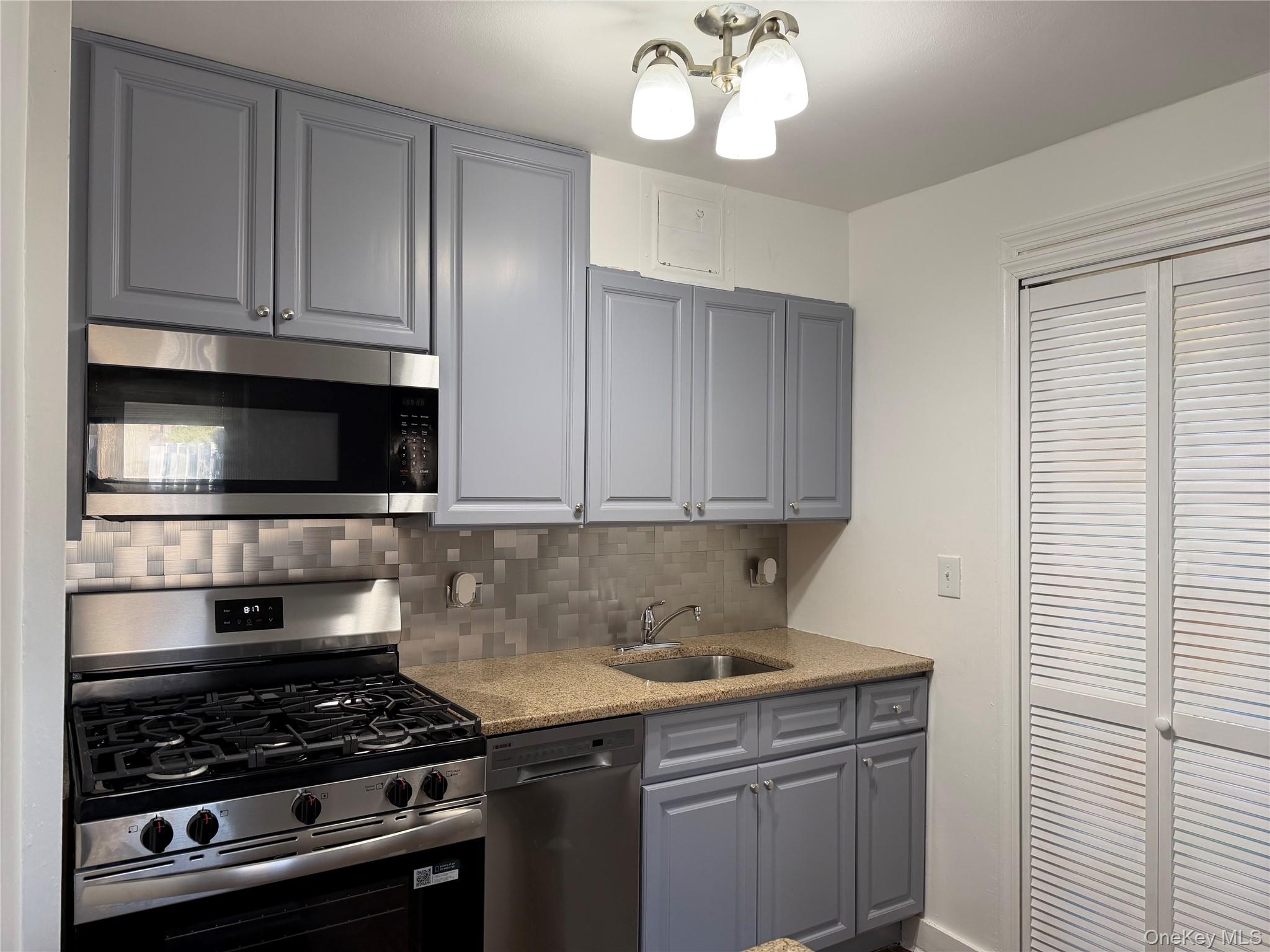 #3 photo, 147-53 Grand Central Parkway, 皇后区 牙买加 Jamaica , NY 11435