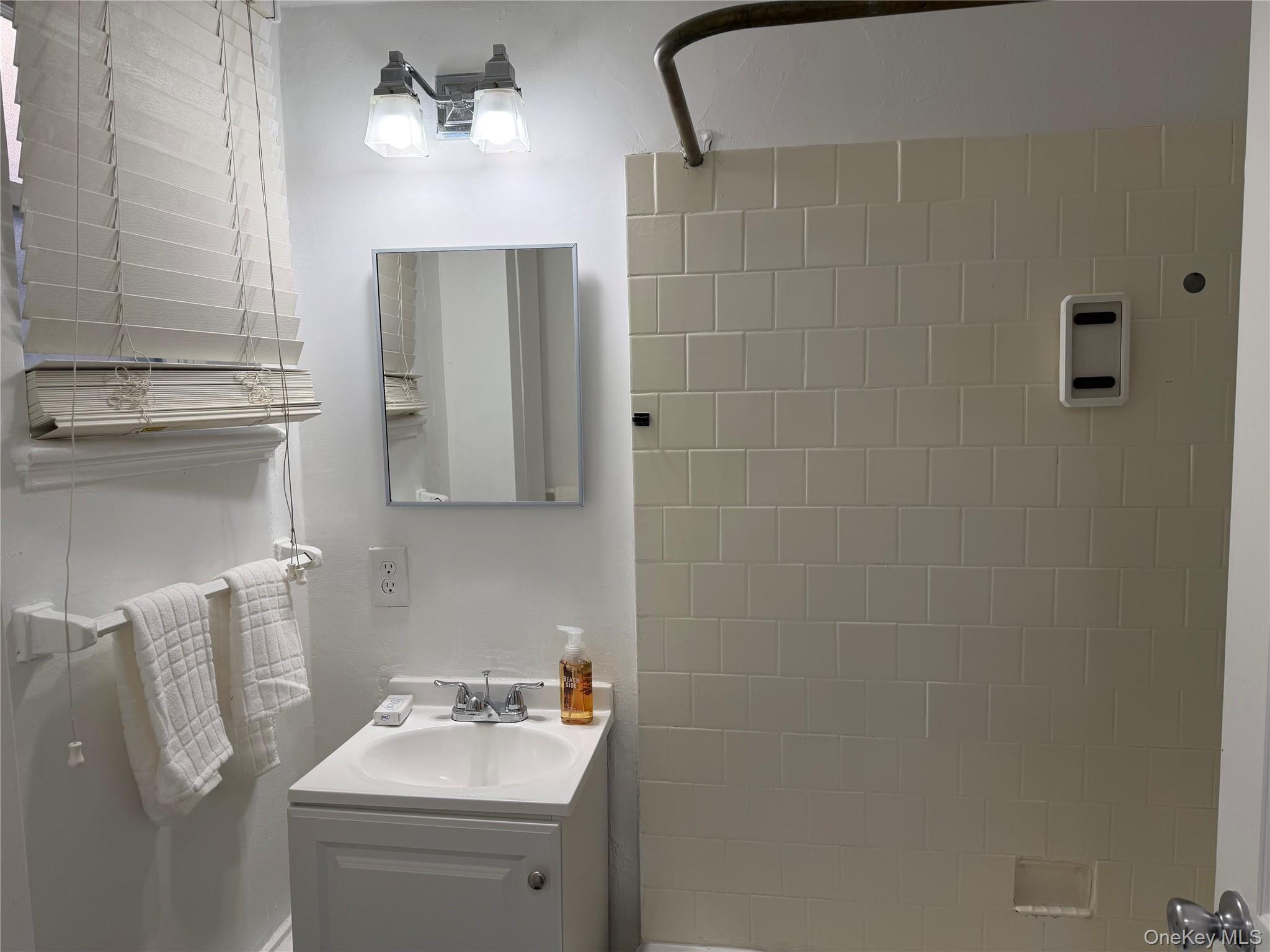 #8 photo, 147-53 Grand Central Parkway, 皇后区 牙买加 Jamaica , NY 11435