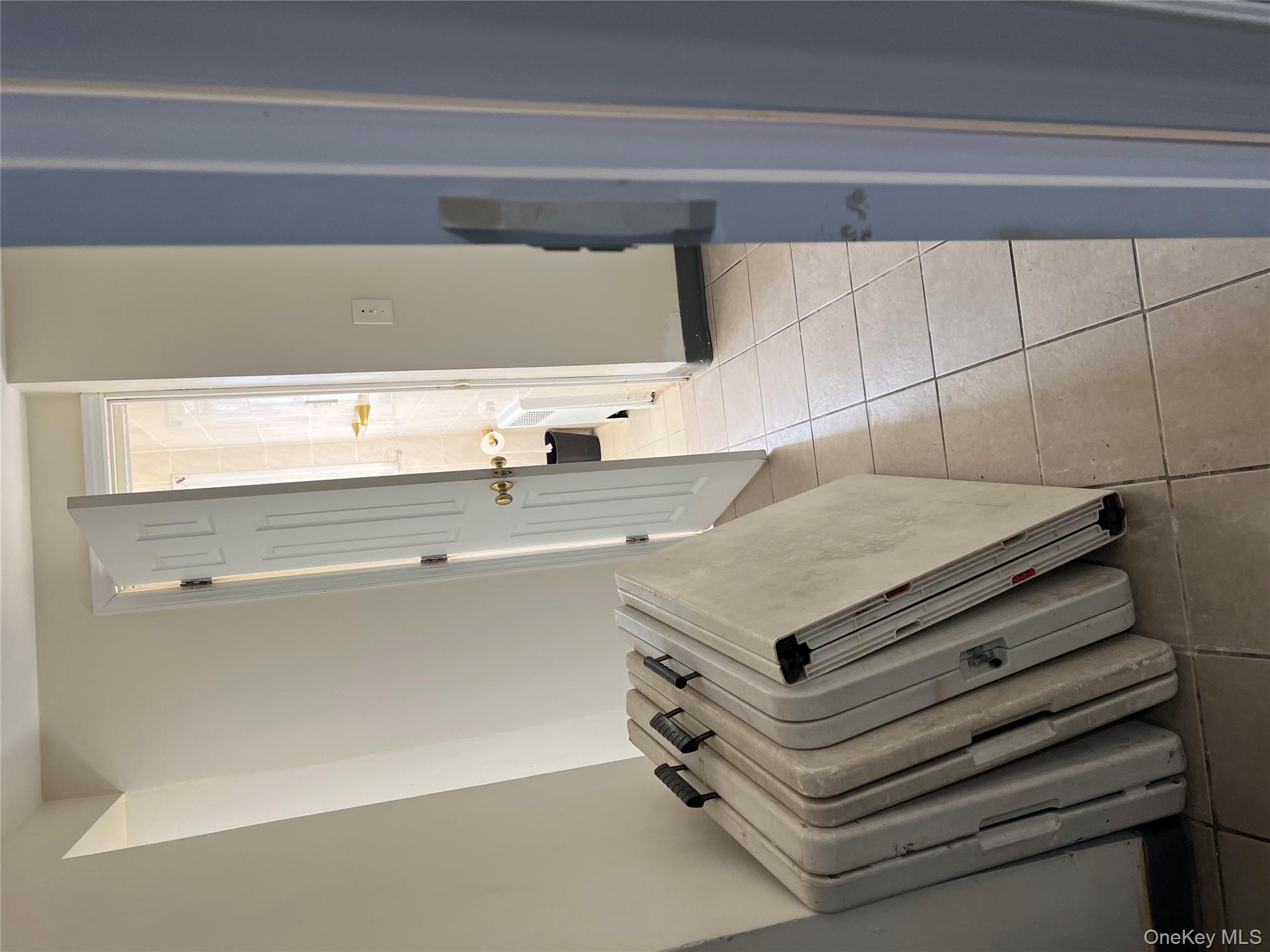 #14 photo, Westbury, Westbury , NY 11590