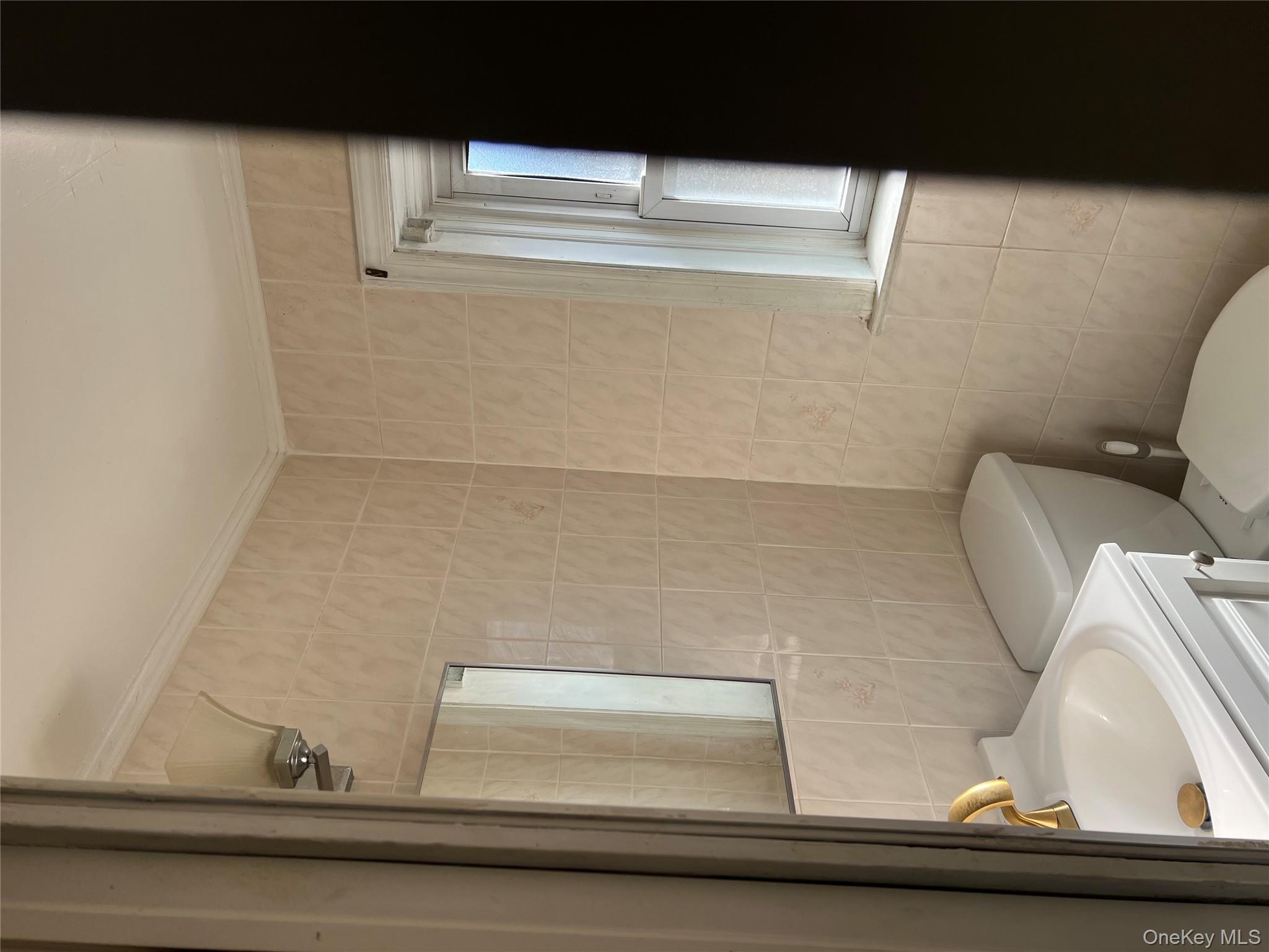 #4 photo, Westbury, Westbury , NY 11590