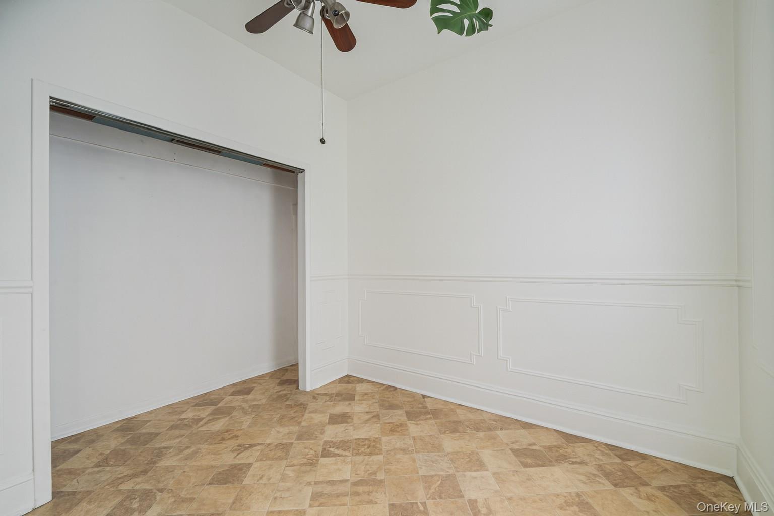 #19 photo, 31-60 12th Street, Astoria , NY 11106