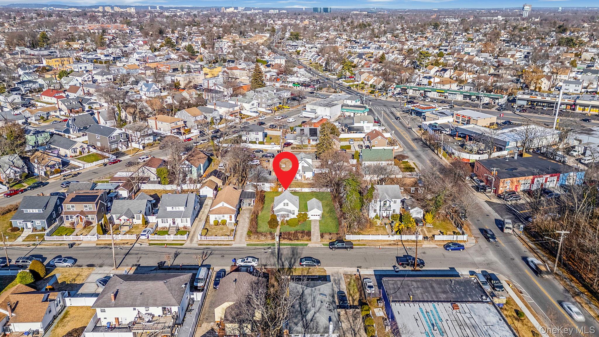 #3 photo, 633 Hill Street, Uniondale , NY 11553