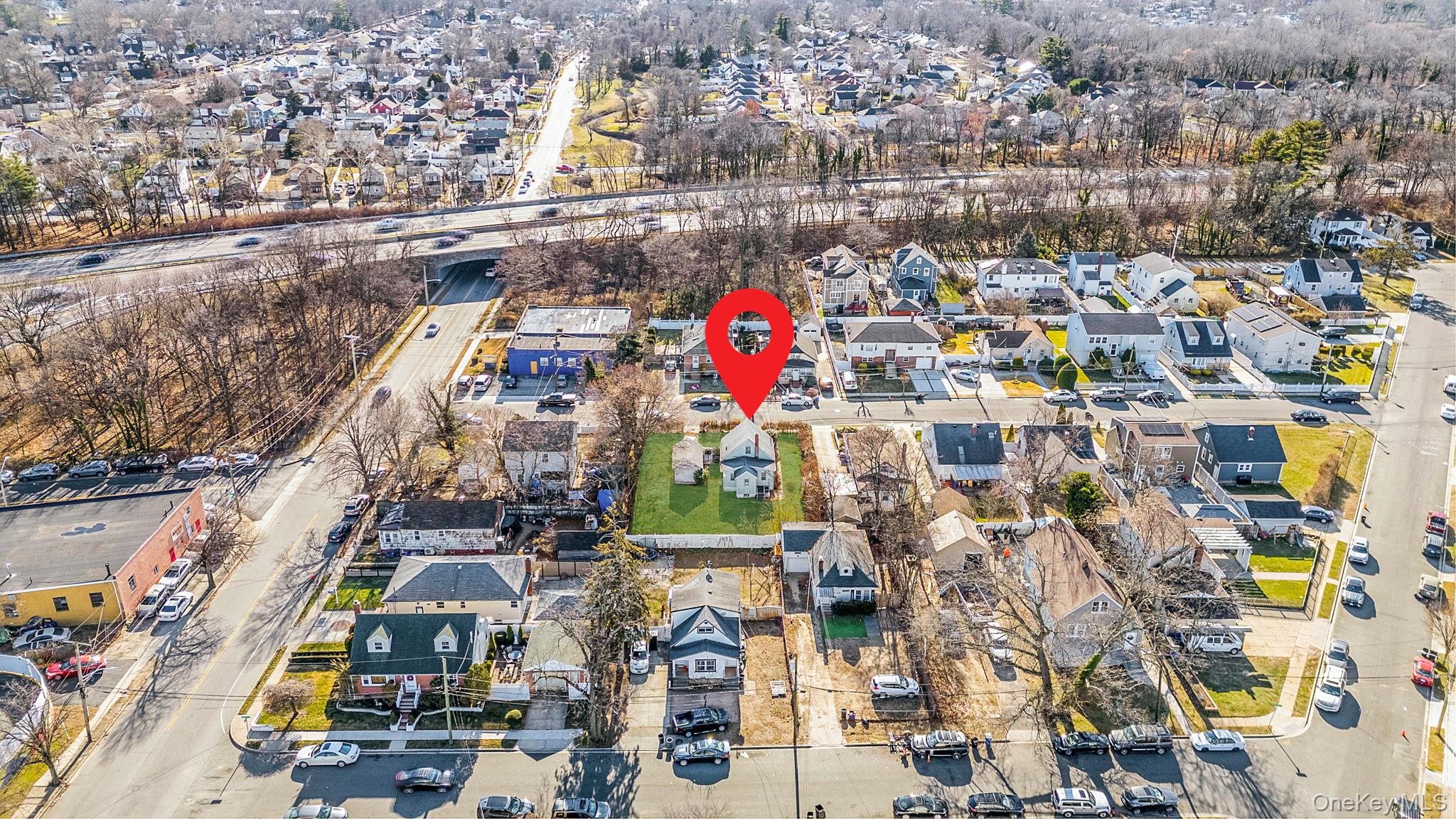 #5 photo, 633 Hill Street, Uniondale , NY 11553