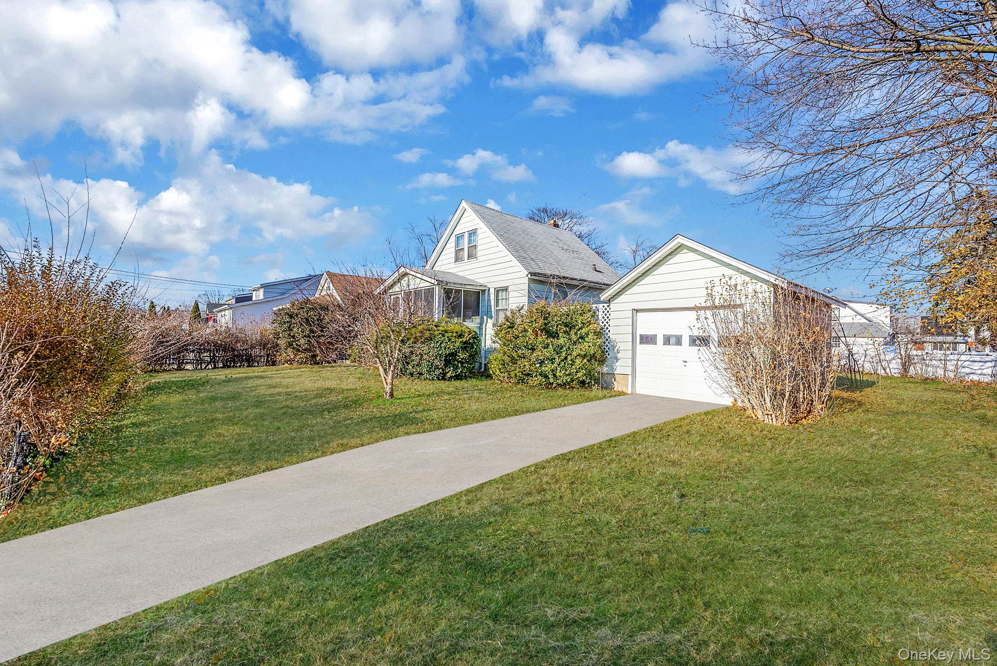 #9 photo, 633 Hill Street, Uniondale , NY 11553