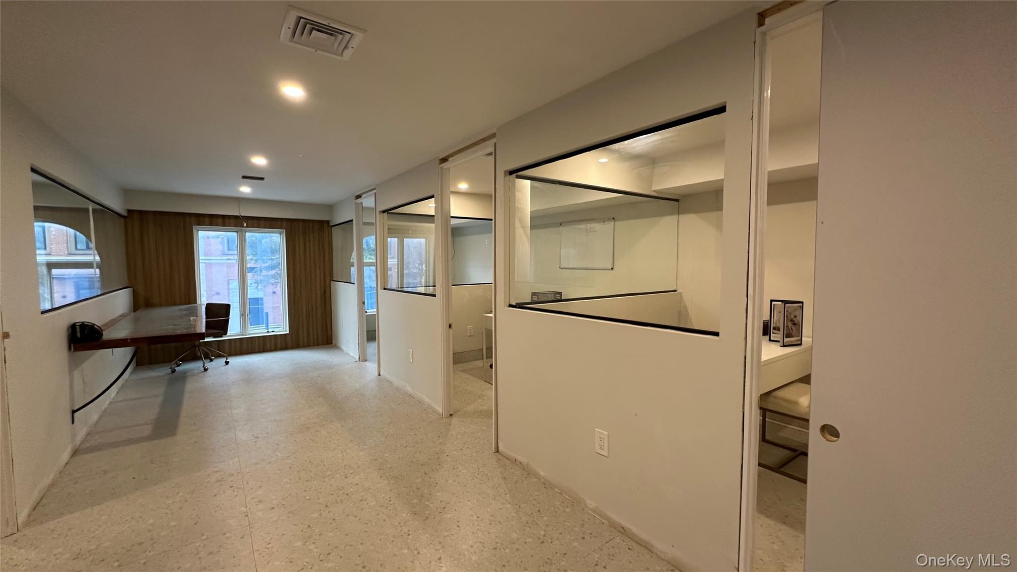 #9 photo, 1521 E New York Avenue, 布鲁克林 Brooklyn , NY 11212