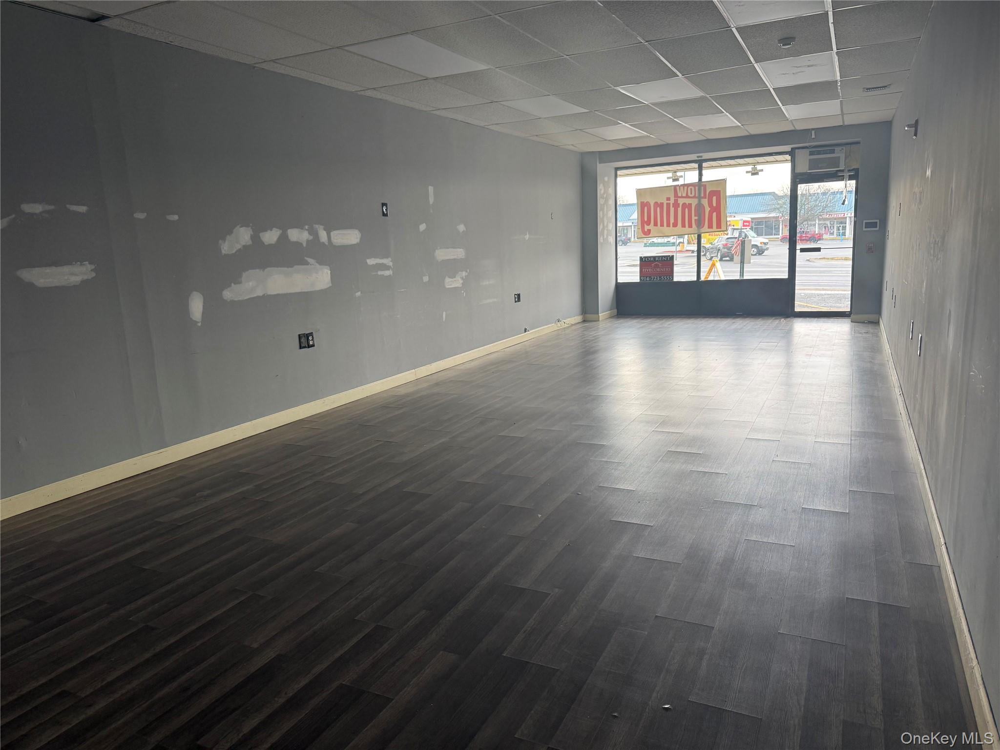 #4 photo, 285 Portion Road, Ronkonkoma , NY 11779