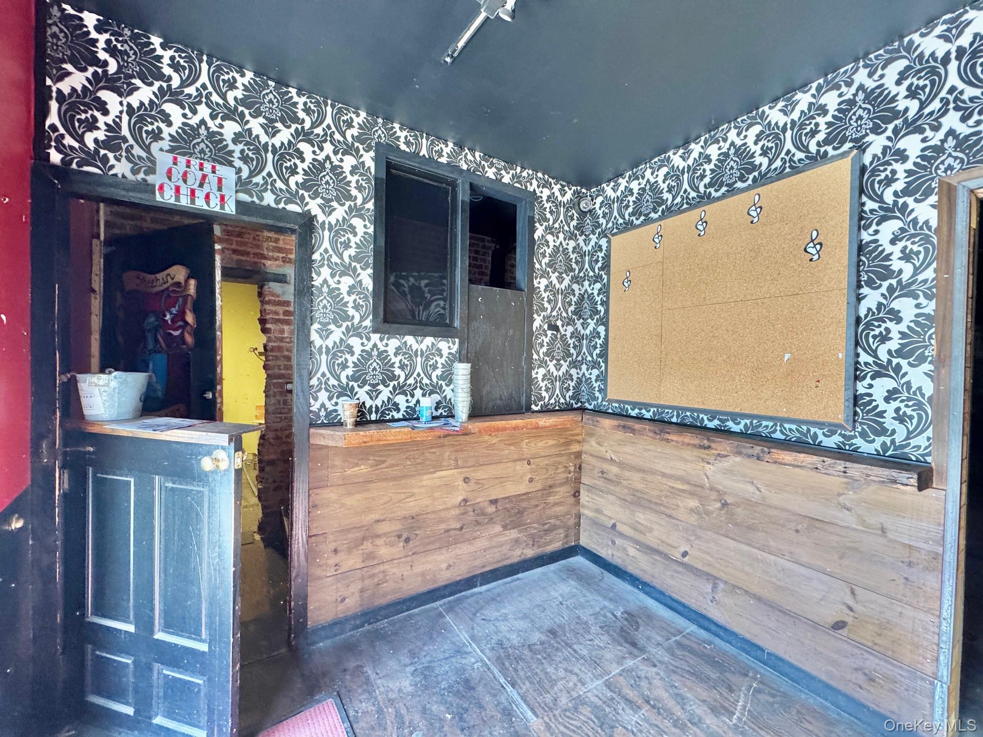 #9 photo, 2600-2610 Pettit Avenue, 長島 Bellmore , NY 11710