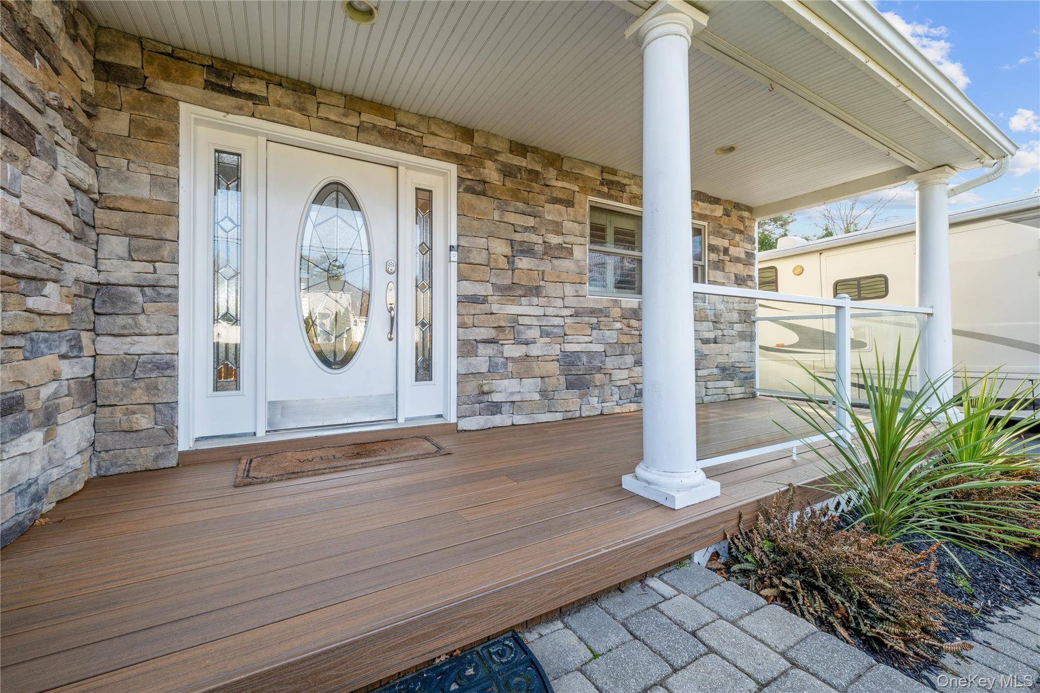 #6 photo, 85 S Dunton Avenue, East Patchogue , NY 11772