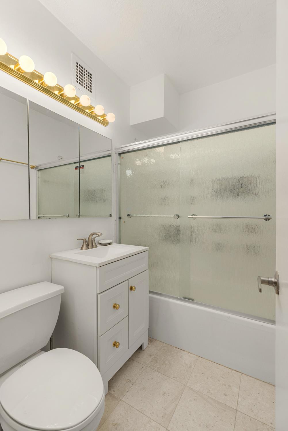 #7 photo, 130 Water Street, Financial District , NY 10005