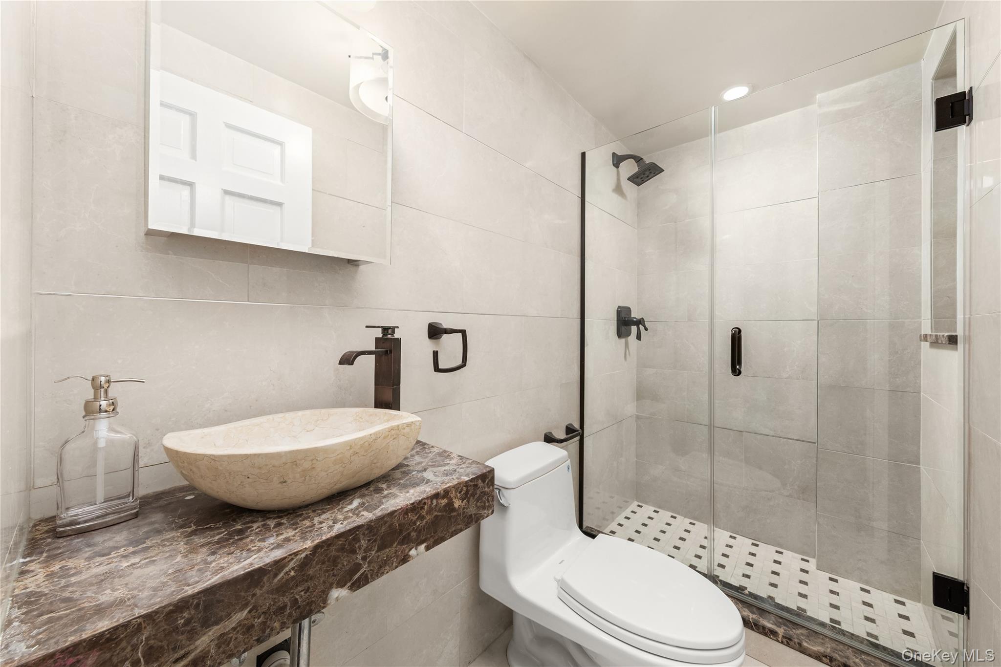 #9 photo, 4725 Independence Avenue, ব্রঙ্কস Bronx , NY 10471