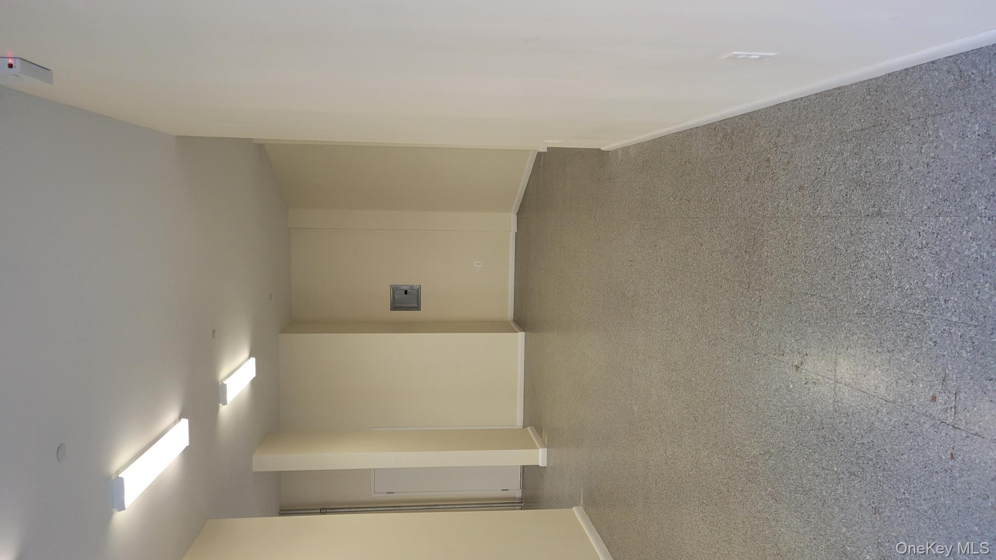 #19 photo, 62-66 W Tremont Avenue, ব্রঙ্কস Bronx , NY 10453