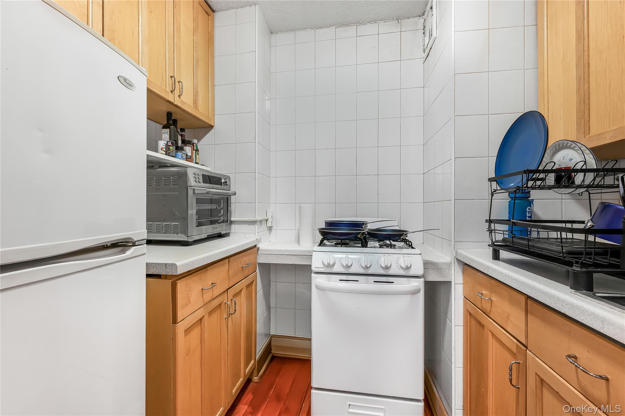 #4 photo, 118-17 Union, Forest Hills , NY 11375