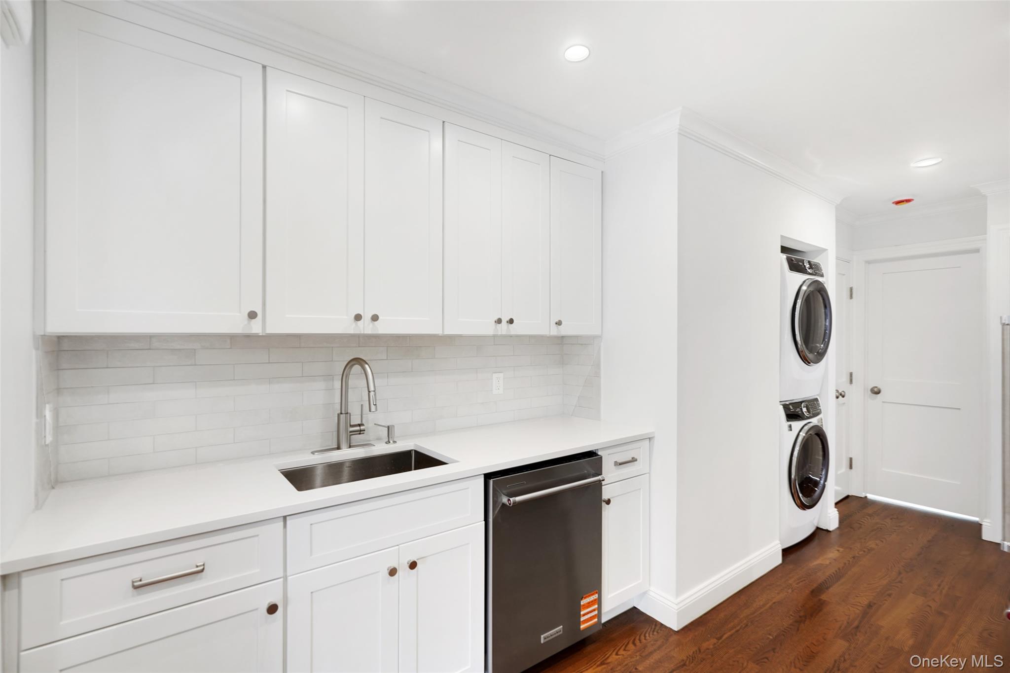 #3 photo, 11 Orchard Avenue, Rye , NY 10580