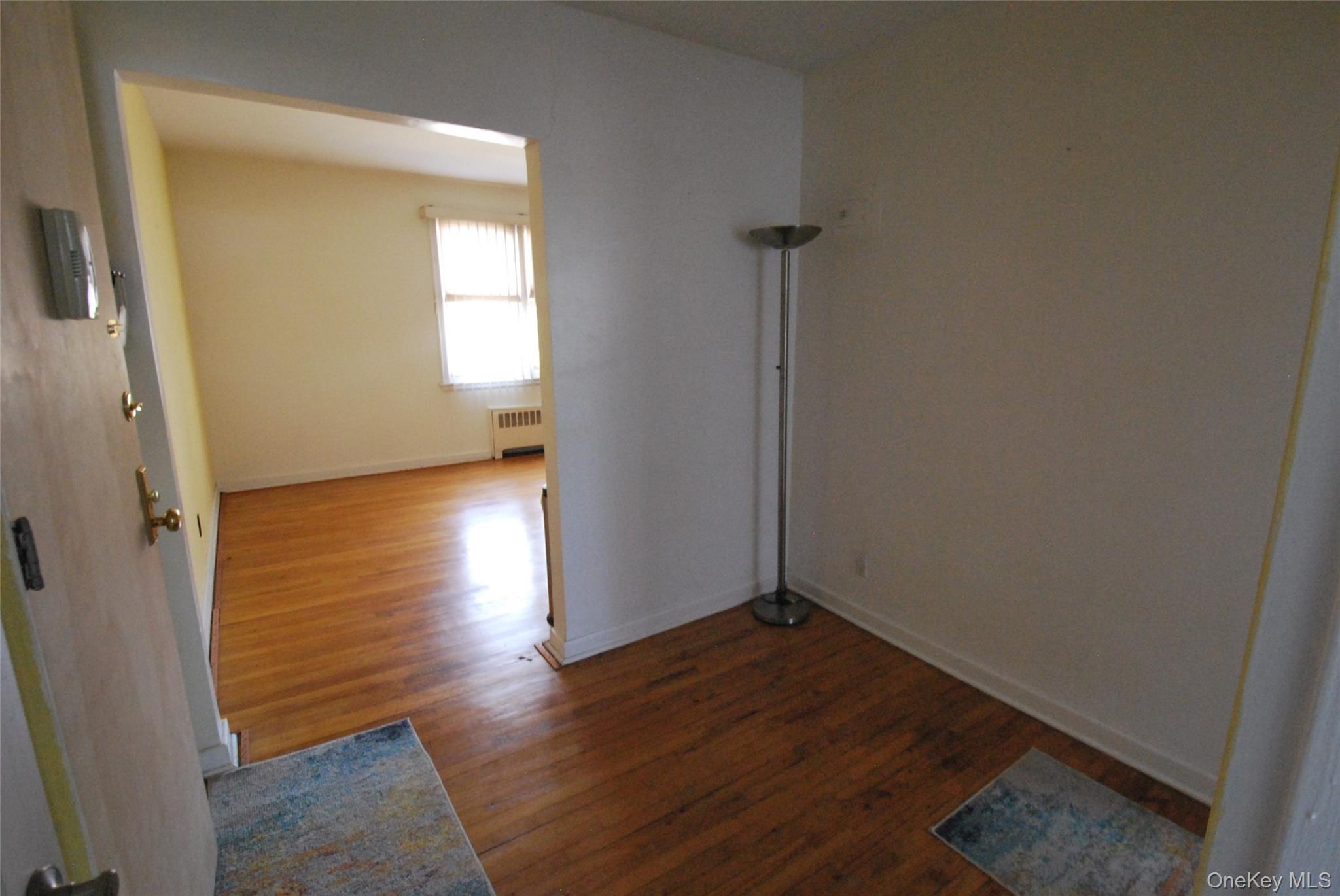 #12 photo, 16 Wainwright Avenue, 纽约州 Yonkers , NY 10710