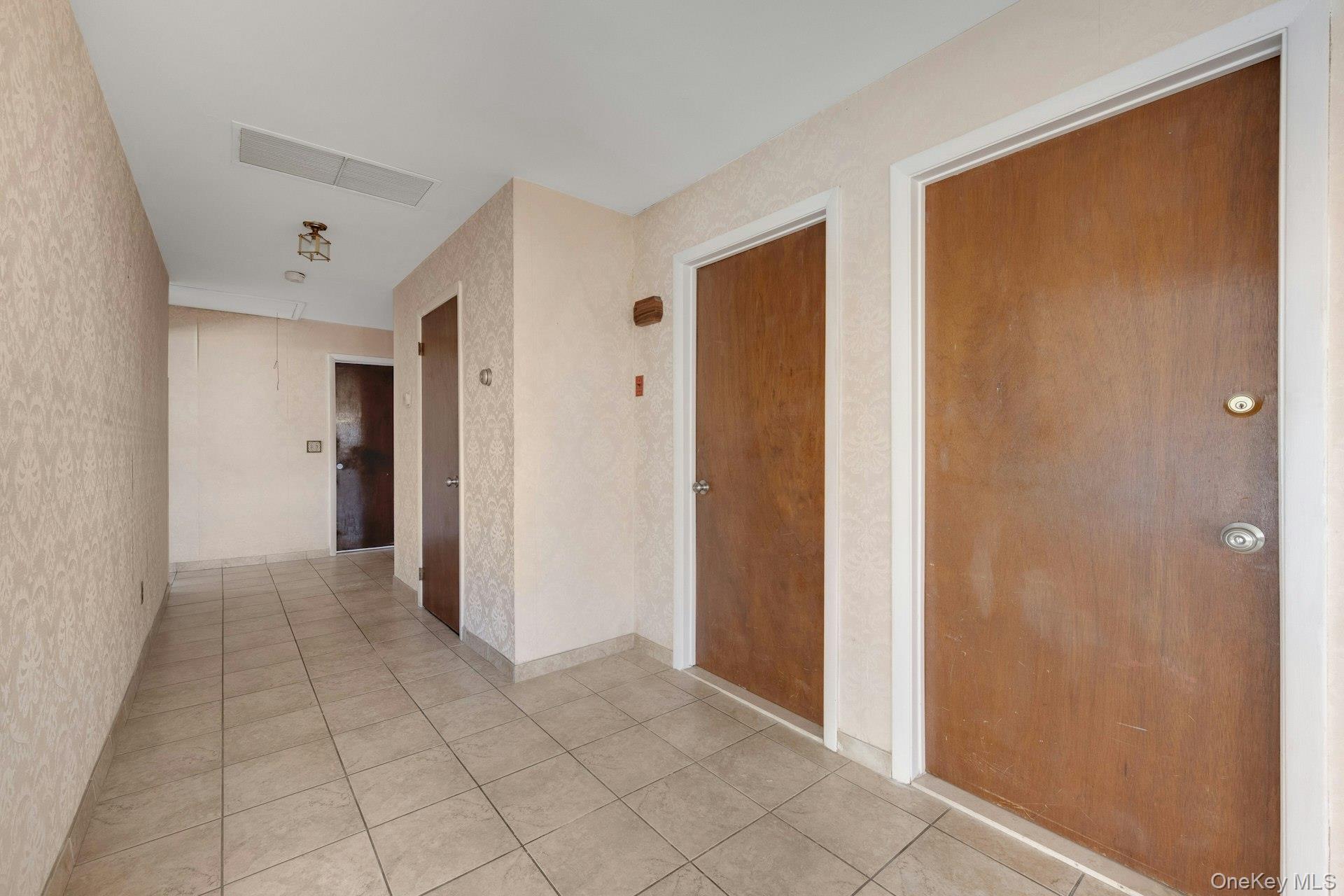 #10 photo, 110 Beverly Road, 紐約州 Yonkers , NY 10710