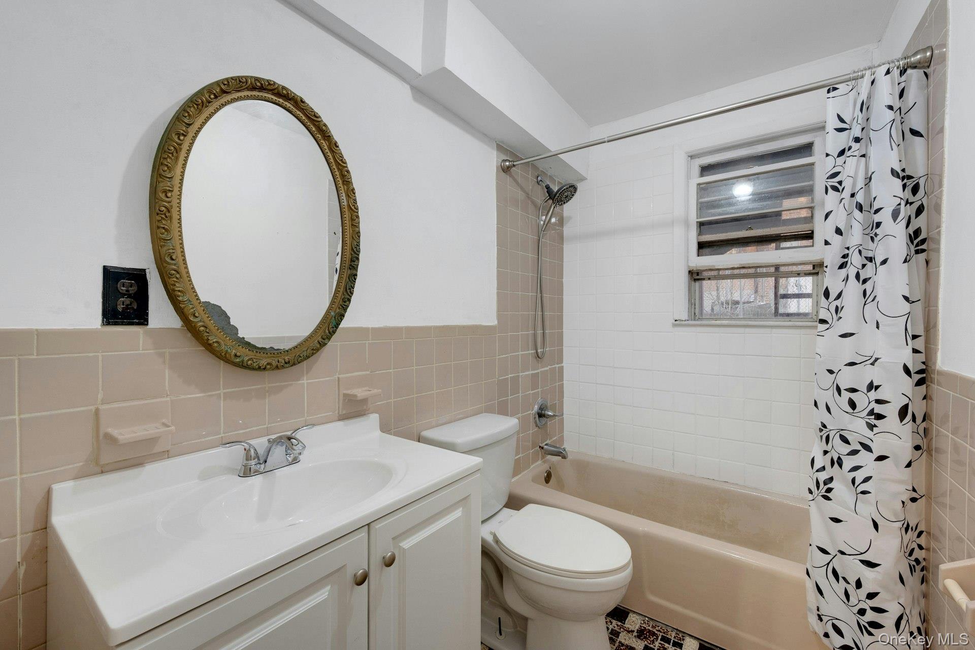 #19 photo, 110 Beverly Road, 紐約州 Yonkers , NY 10710