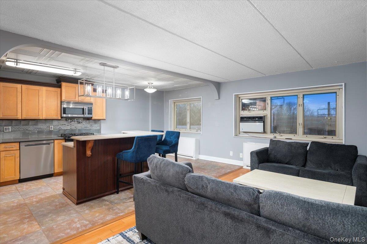 #15 photo, 480 Halstead Avenue, Harrison , NY 10528