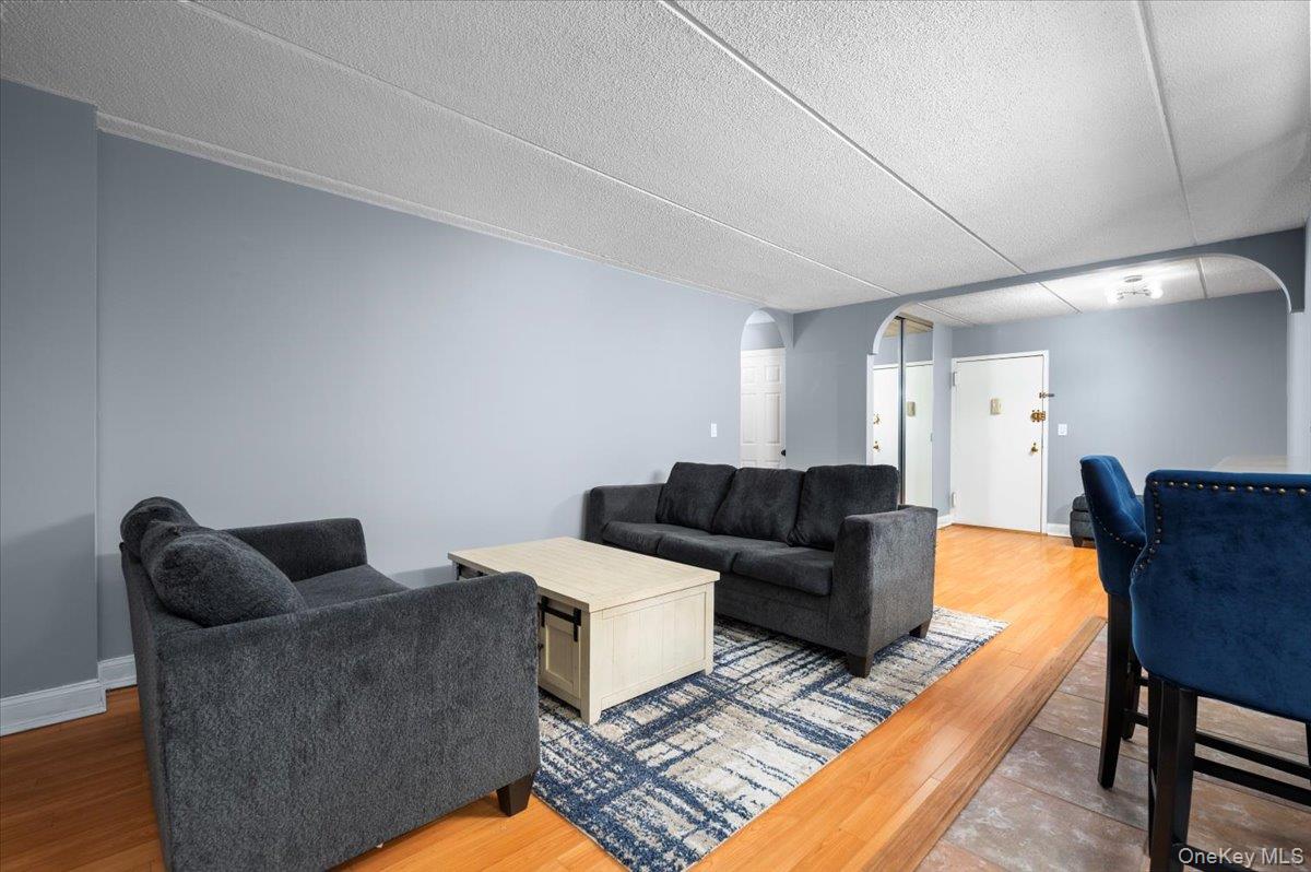 #17 photo, 480 Halstead Avenue, Harrison , NY 10528