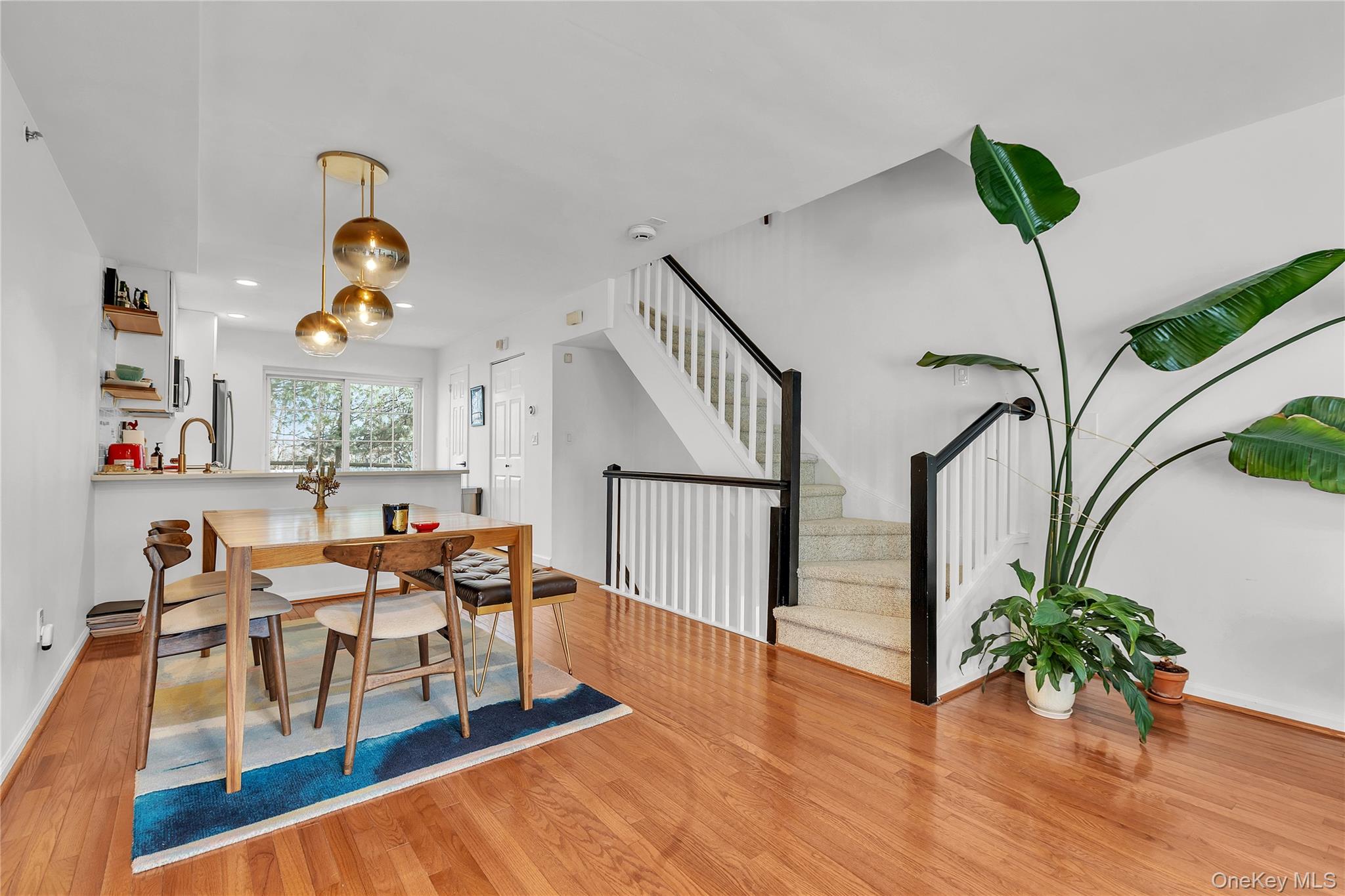 #14 photo, 302 Park Ridge Lane, White Plains , NY 10603