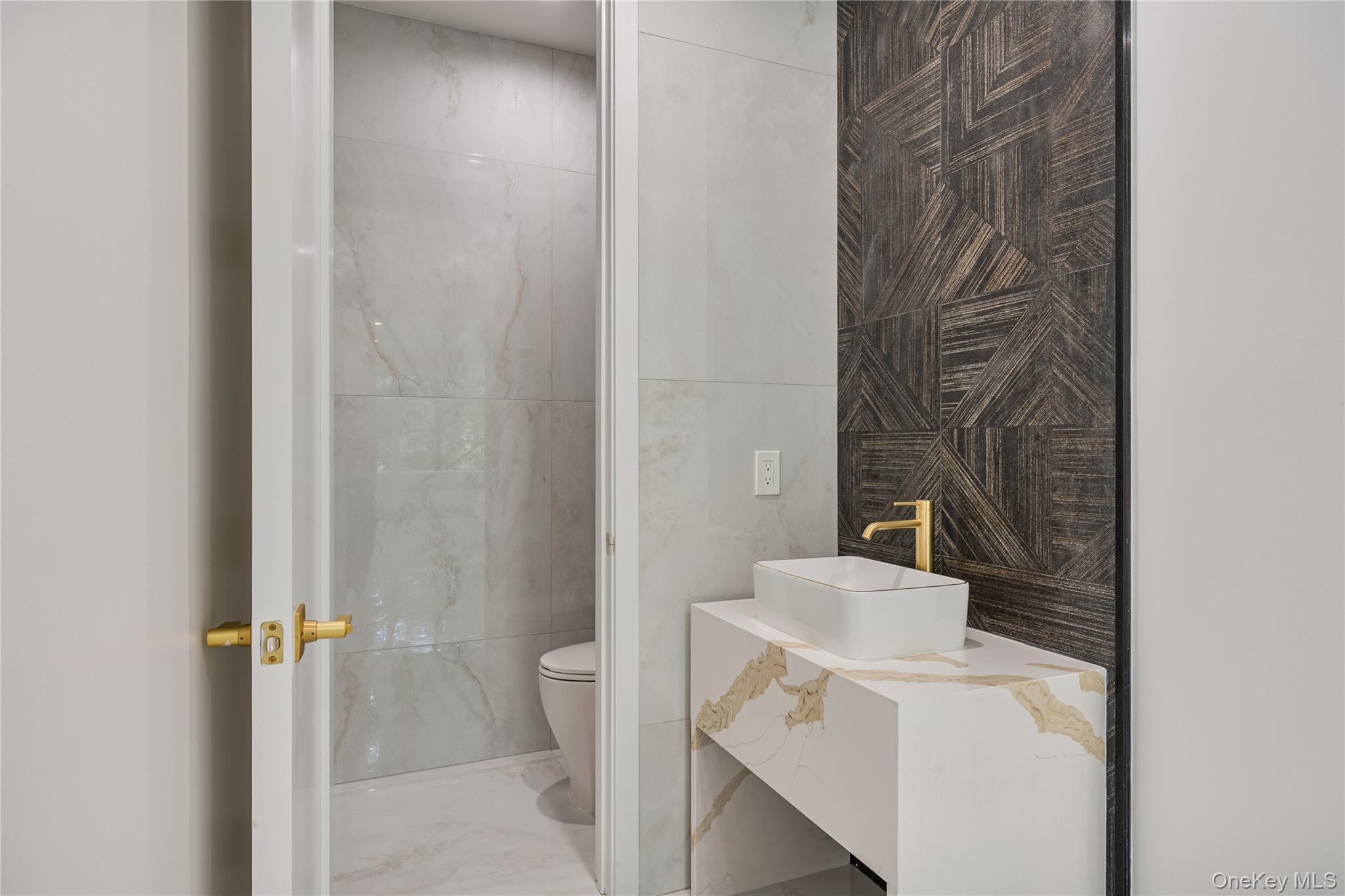 #13 photo, 15 Northbrook Road, 紐約州 Spring Valley , NY 10977