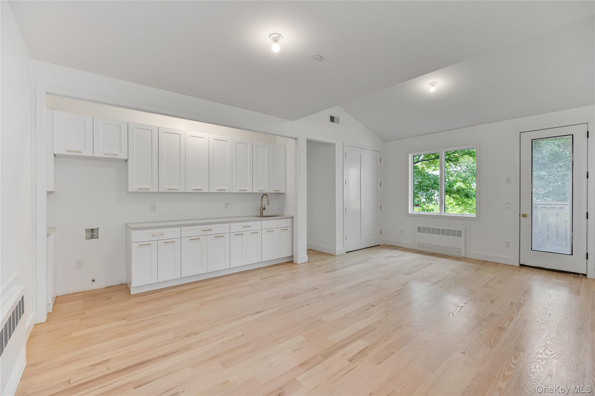 #14 photo, 15 Northbrook Road, 紐約州 Spring Valley , NY 10977