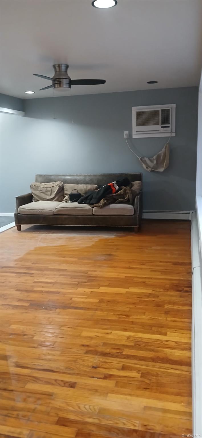 #11 photo, 49 Noble Street, North Babylon , NY 11703