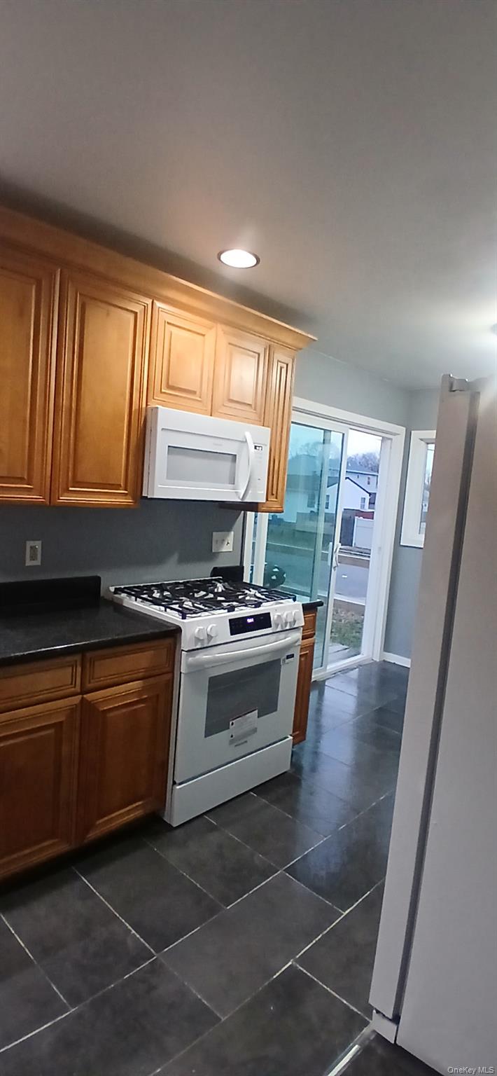 #15 photo, 49 Noble Street, North Babylon , NY 11703