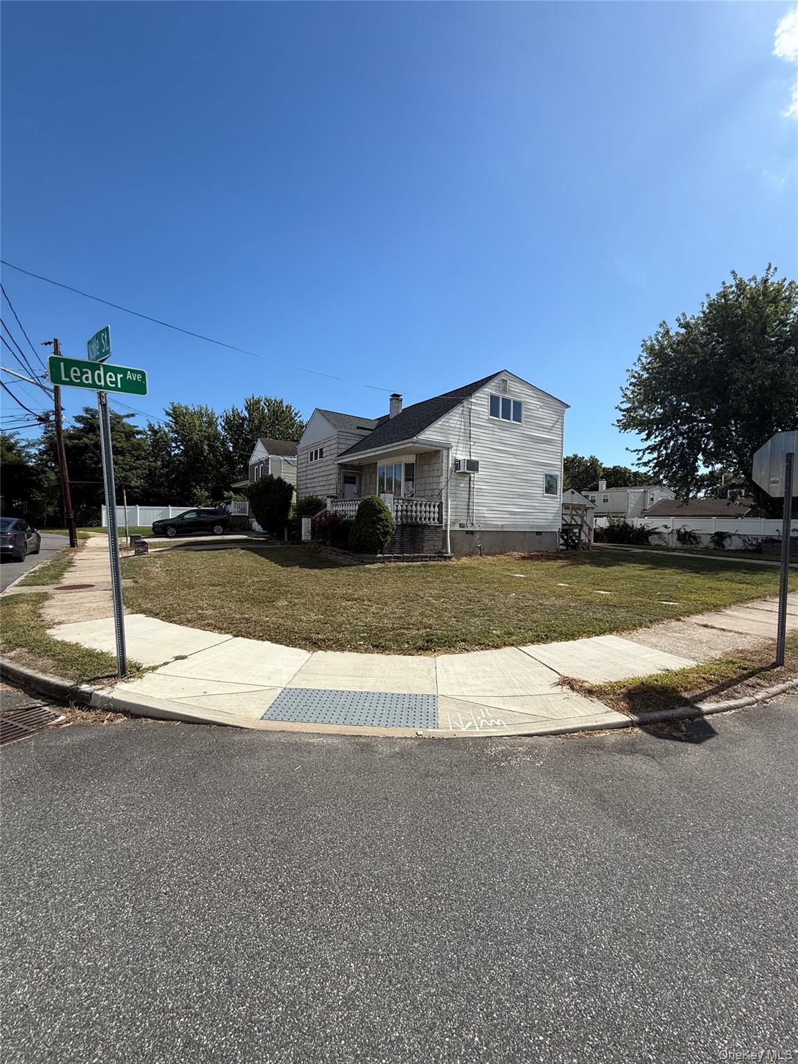 #2 photo, 49 Noble Street, North Babylon , NY 11703