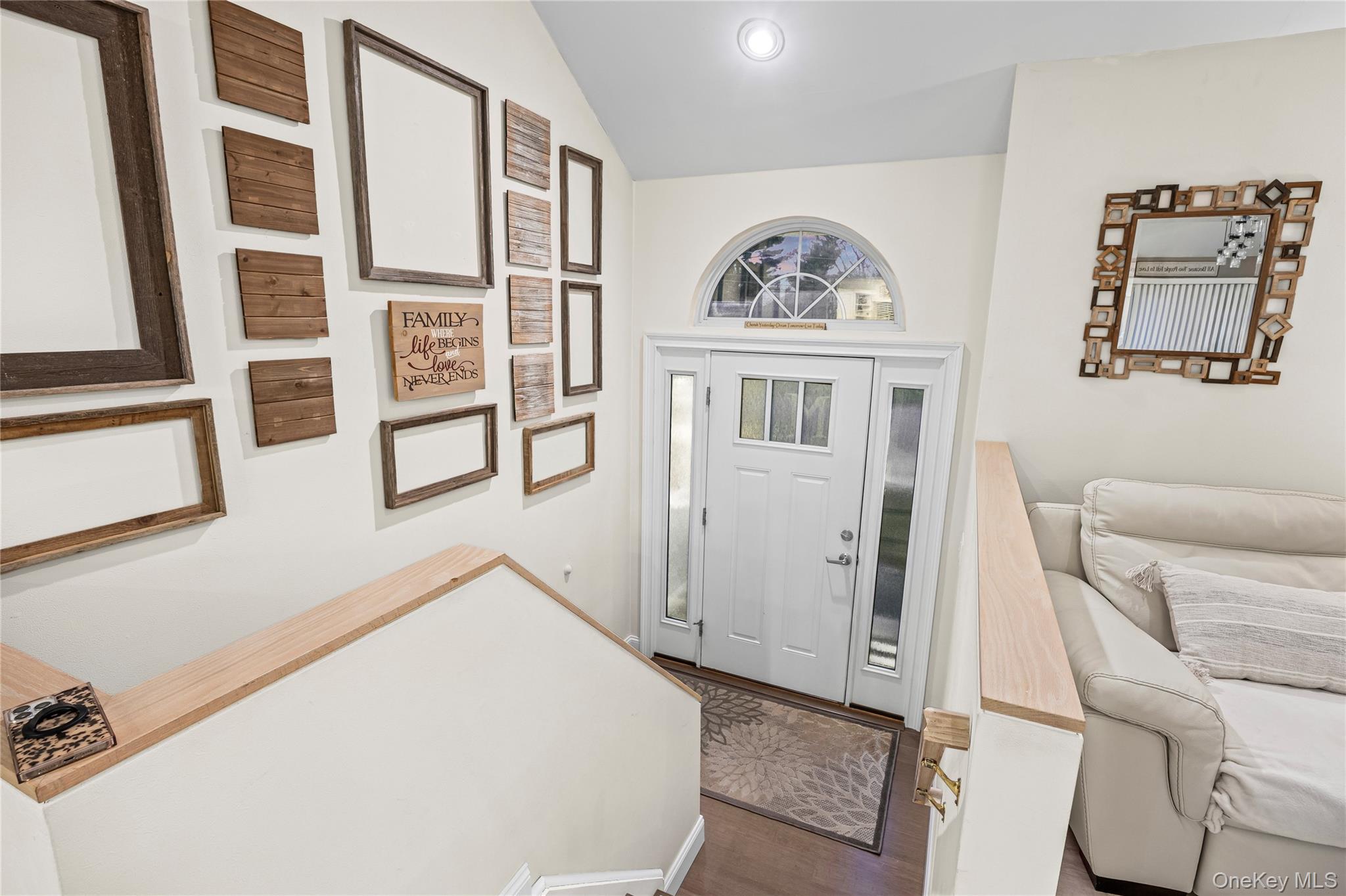 #9 photo, 45 Jackson Street, מחוז סאפוק East Islip , NY 11730