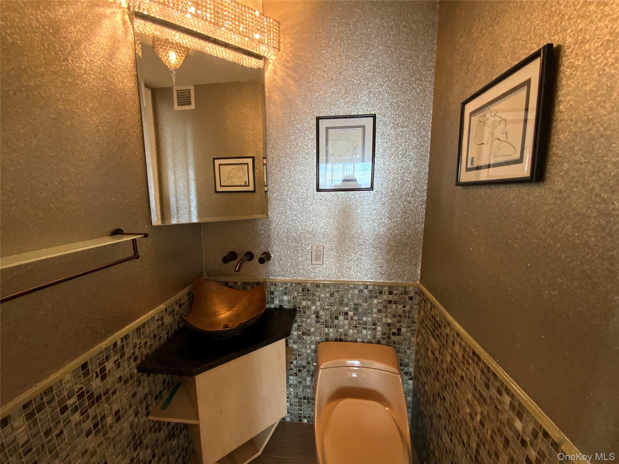 #10 photo, 27010 Grand Central Parkway, Floral Park , NY 11005