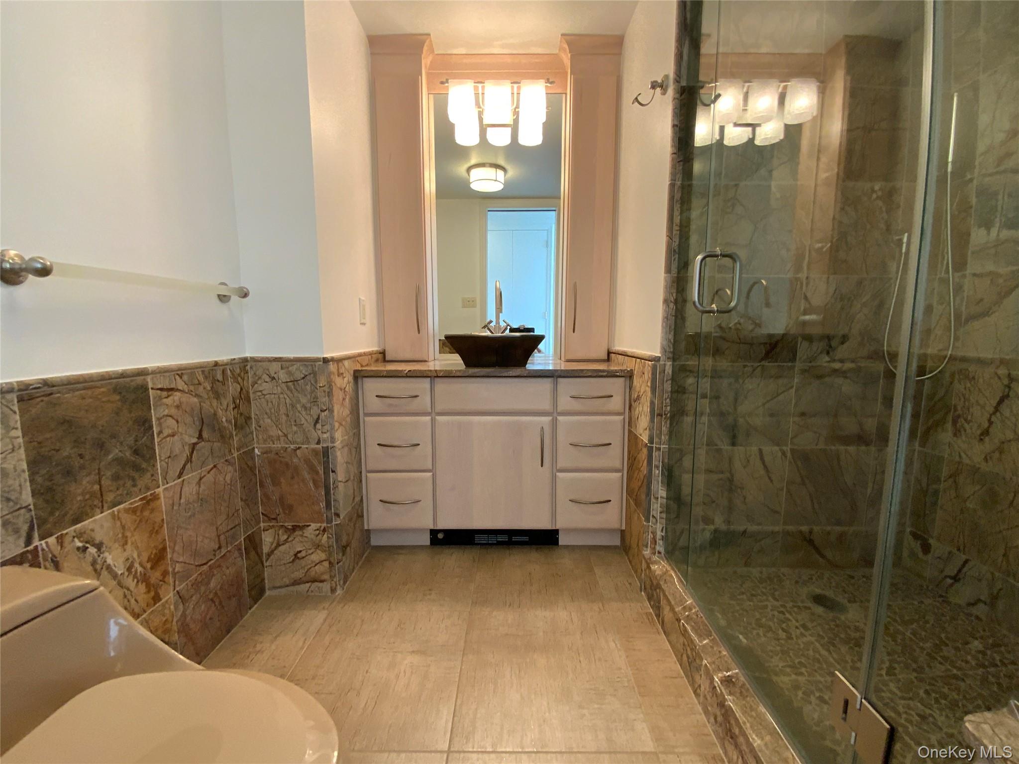 #14 photo, 27010 Grand Central Parkway, Floral Park , NY 11005