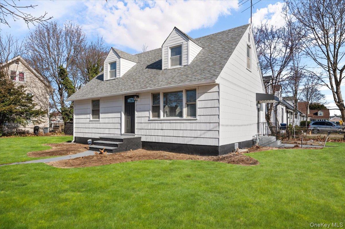 #2 photo, 126 Fairview Boulevard, Hempstead , NY 11550