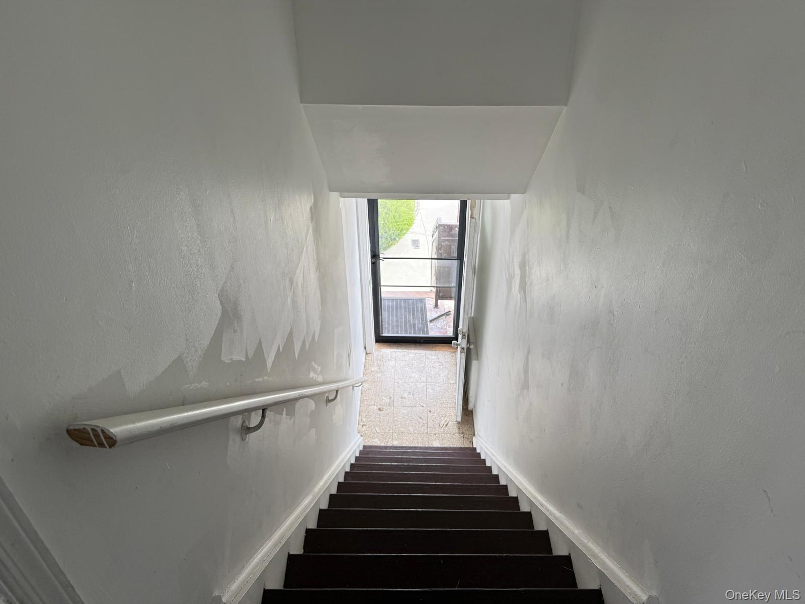 #2 photo, 827 Hartman Lane, Far Rockaway , NY 11691